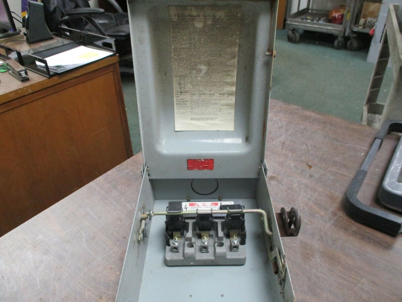 ITE Non-Fusible 3R Safety Switch / Disconnect NFR352 60A 600V Used