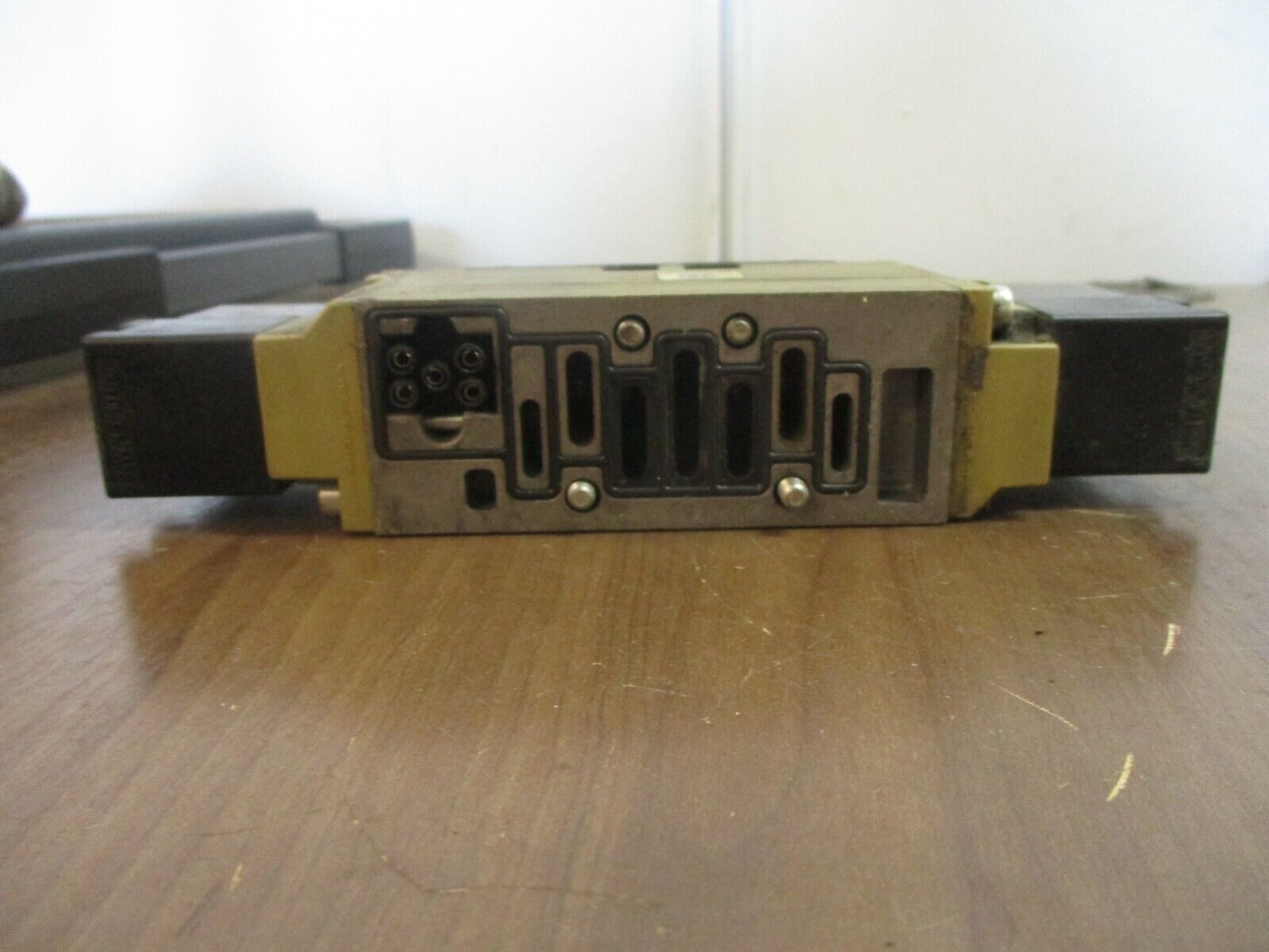 Ross Solenoid Valve W6577A2407 2-10 Bar Used