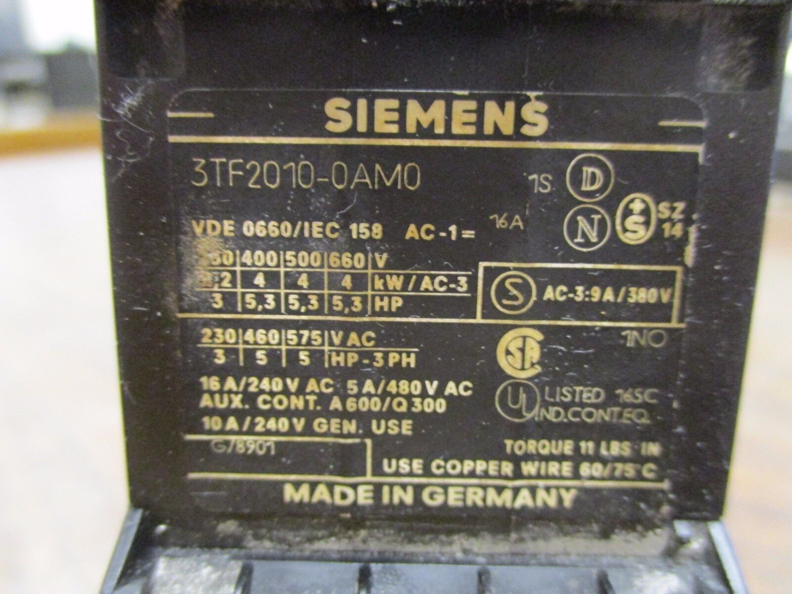 Siemens Starter 3TF2010-0AM0/3UA7020-1E 10A 240V Trip: 2.5-4A Used