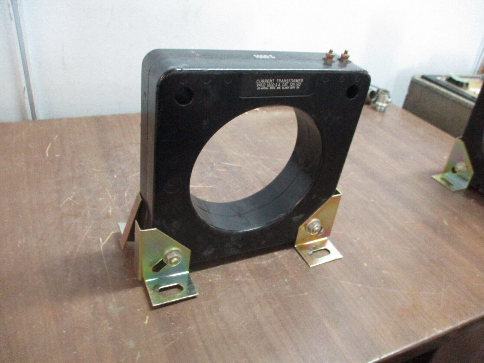 Instrument Transformers Current Transformer 120-162 Ratio 1600:5A 600V 50-400Hz