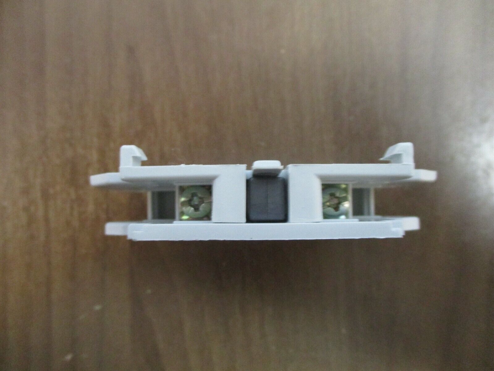 Cutler-Hammer Freedom Series Aux Contact C320KGS1 Ser. A2 1 N.O. New Surplus