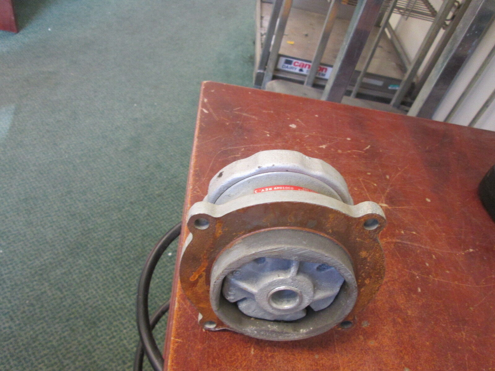 Crouse-Hinds Explosion Proof Fixture Fitting EEH02 Used