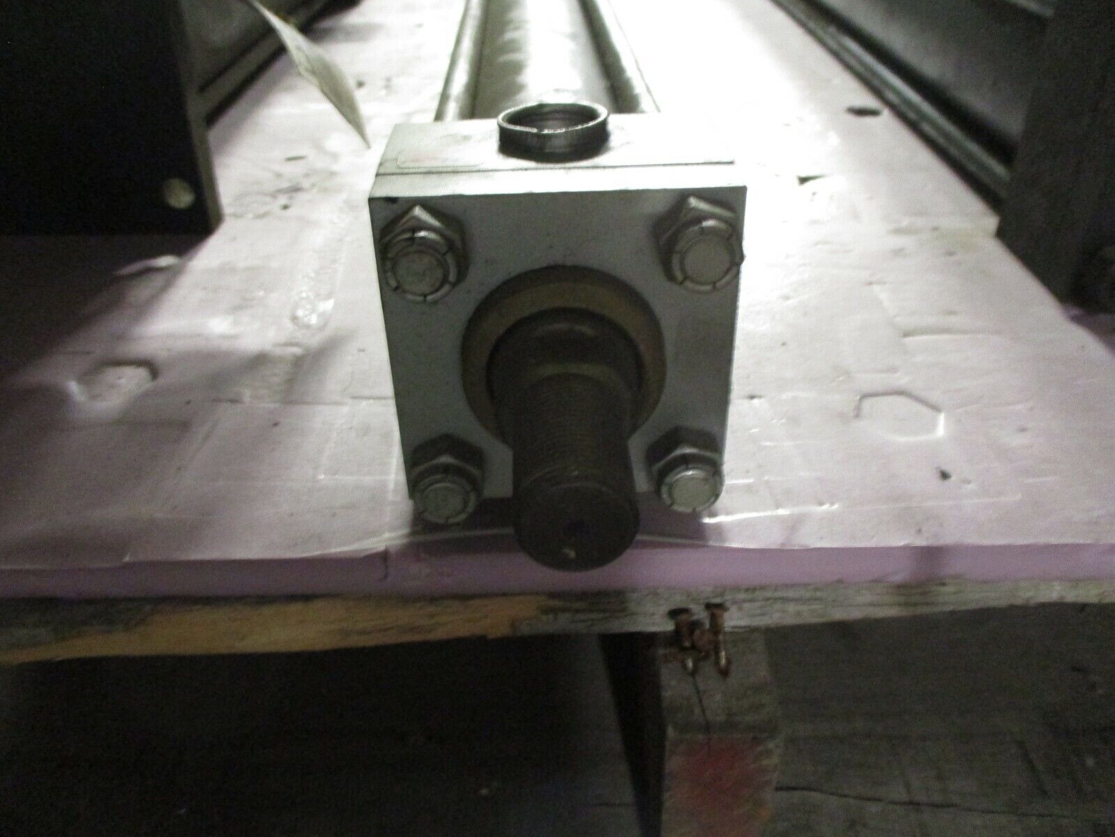 Milwaukee Cylinder Hydraulic Cylinder 1521-61-245-7X44 Used