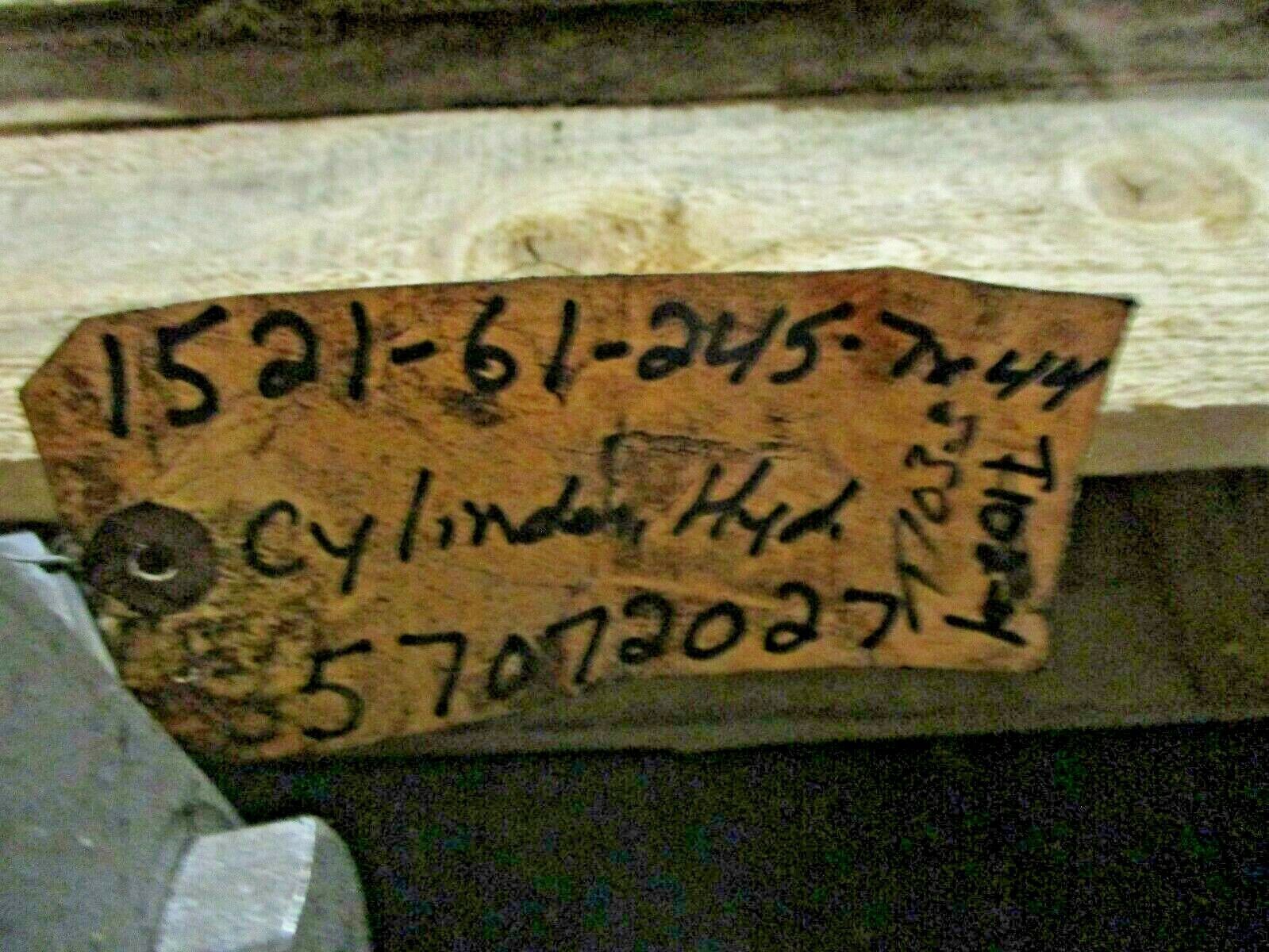 Milwaukee Cylinder Hydraulic Cylinder 1521-61-245-7X44 Used