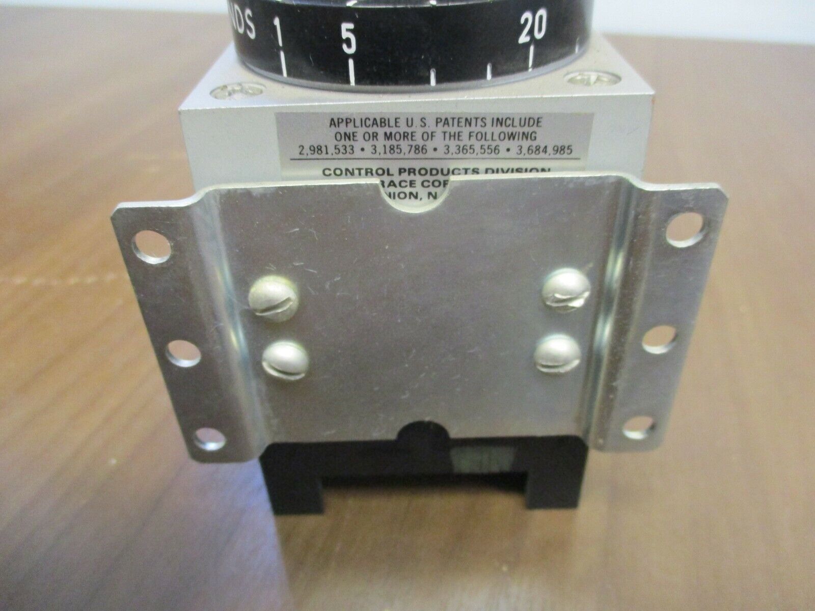 Agastat Timer 7012AK Range: 1-300 sec 120V Coil 60Hz Used