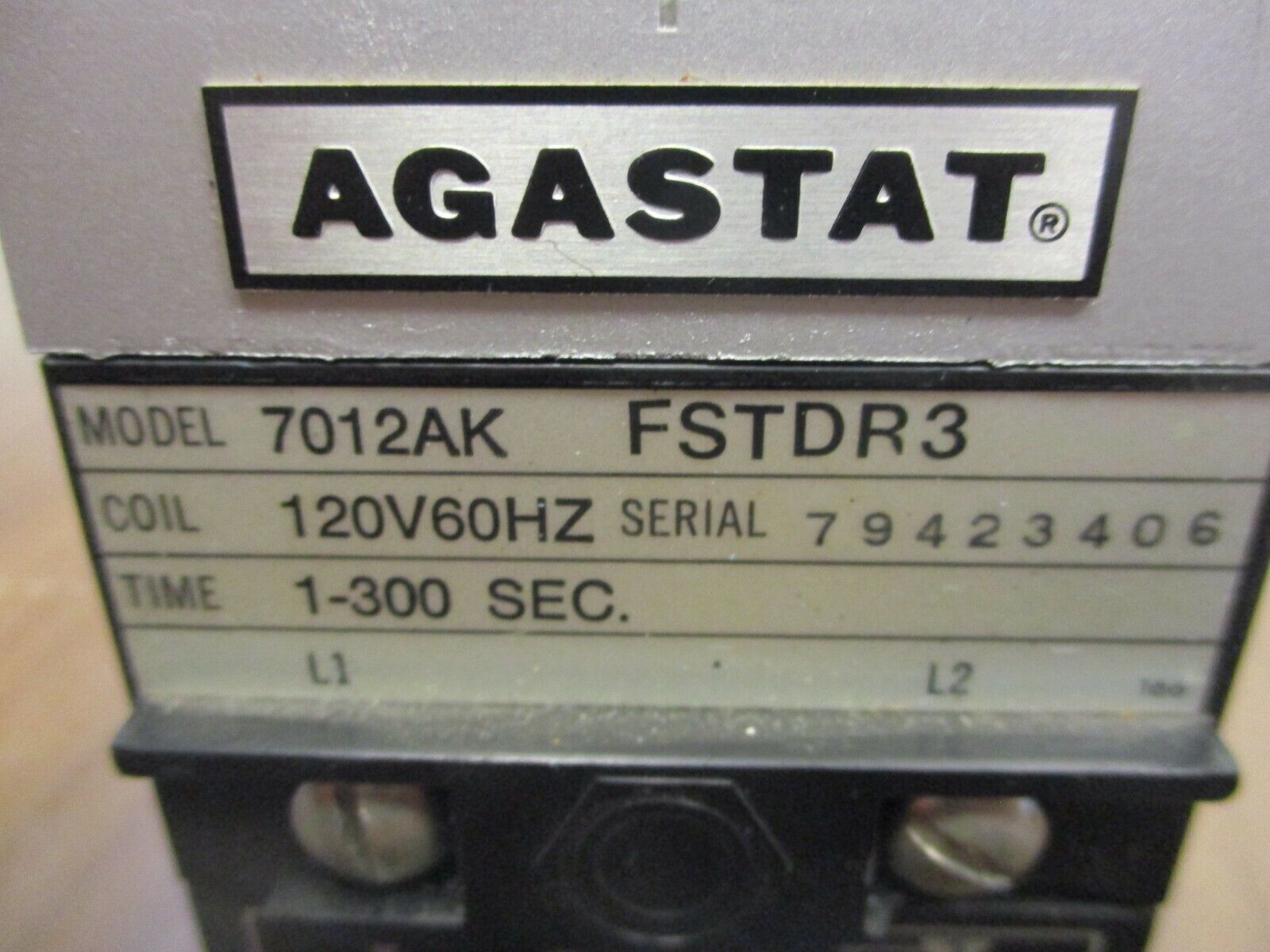 Agastat Timer 7012AK Range: 1-300 sec 120V Coil 60Hz Used