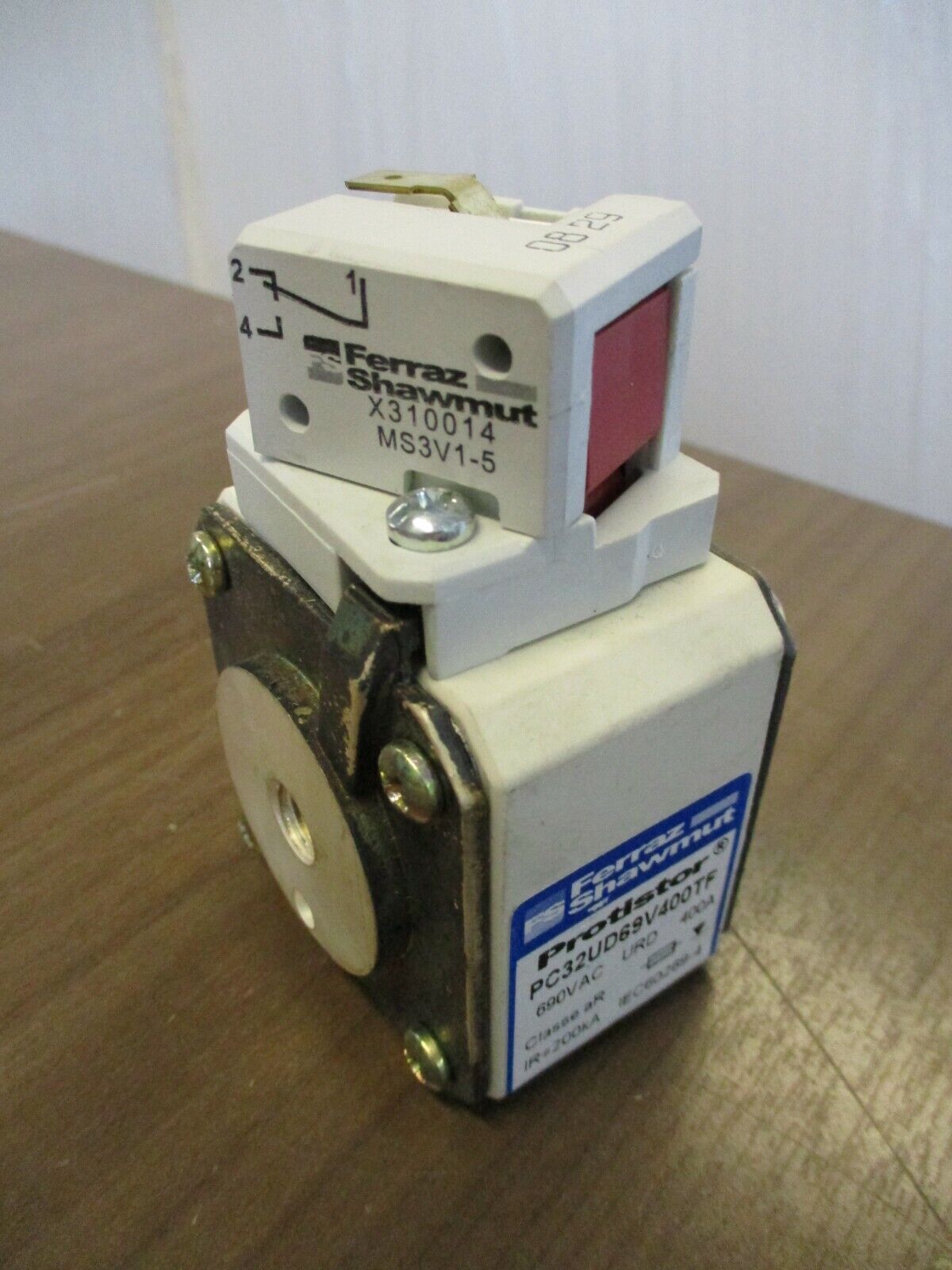Ferraz Shawmut Protistor Fuse PC32UD69V400TF 400A 690V Used