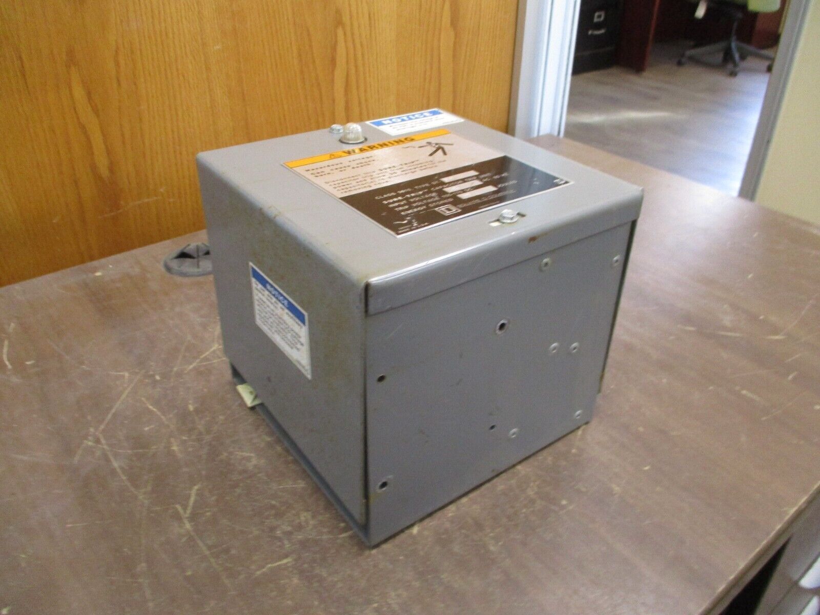 Square D Sure-Trip Capacitor Trip Unit ST-540 Input:120VAC 60Hz Trip:155-170VDC