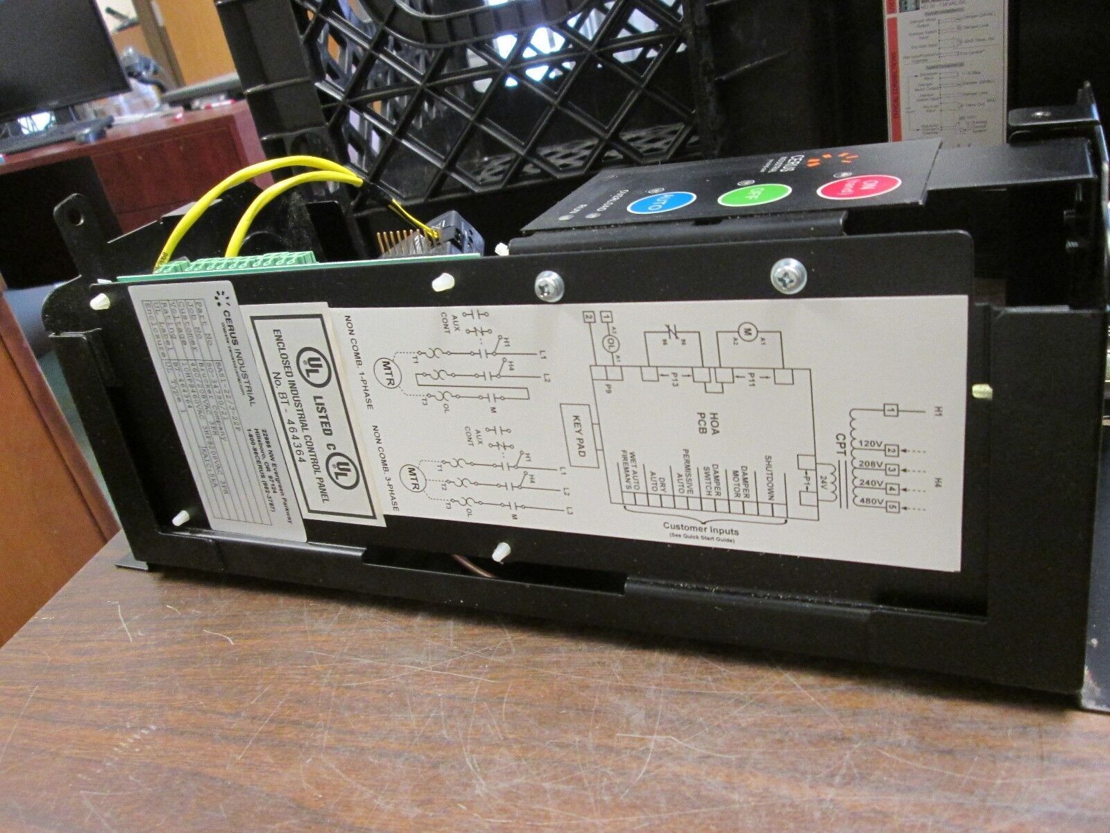 Cerus Motor Starter BAS1-22/J-22P 10HP/3HP 460/208VAC 3Ph nema 1 enclosure Used
