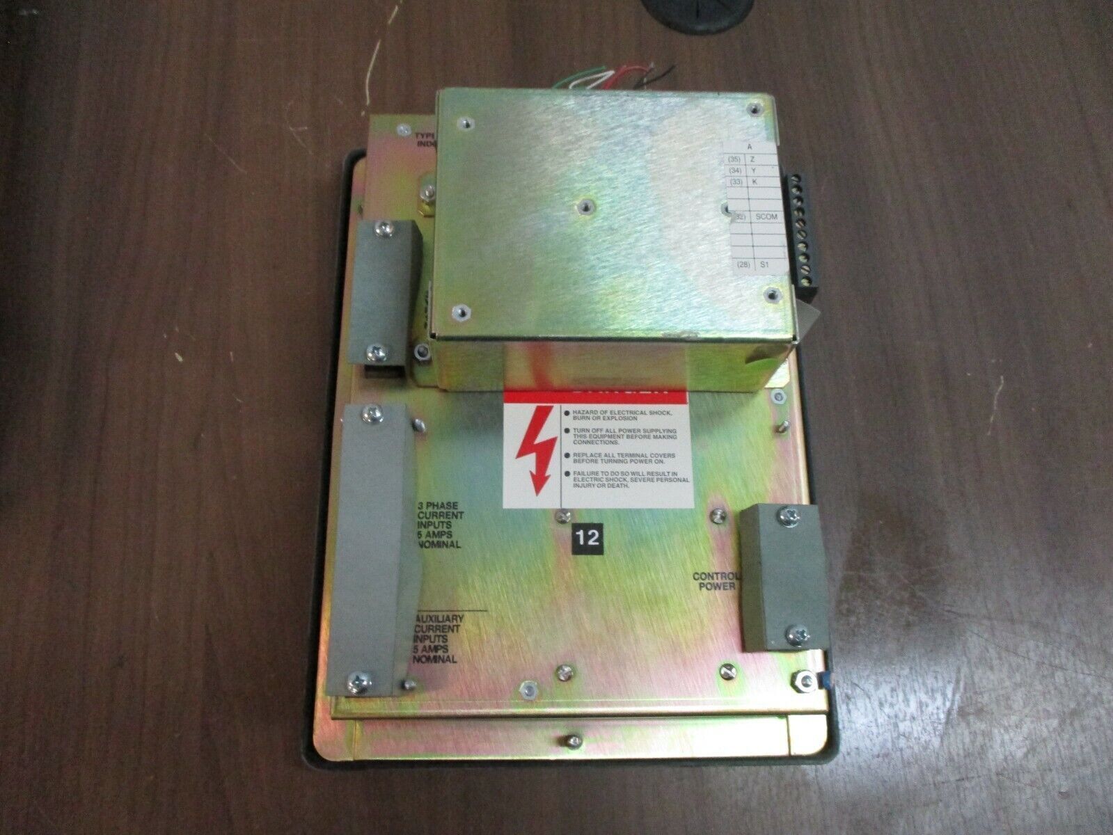 Square D PowerLogic Circuit Monitor 3020 CM-2250 w/ 3020 IOM-11 Module Used