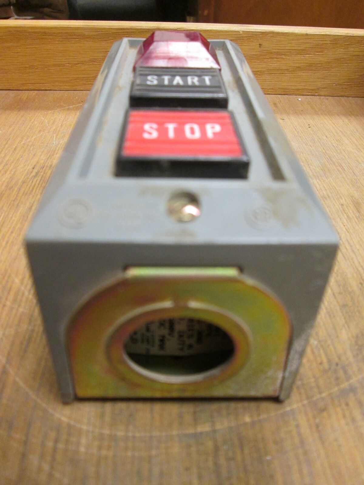 Square D Control Station 9001 BG-308 600V AC/DC Max Used