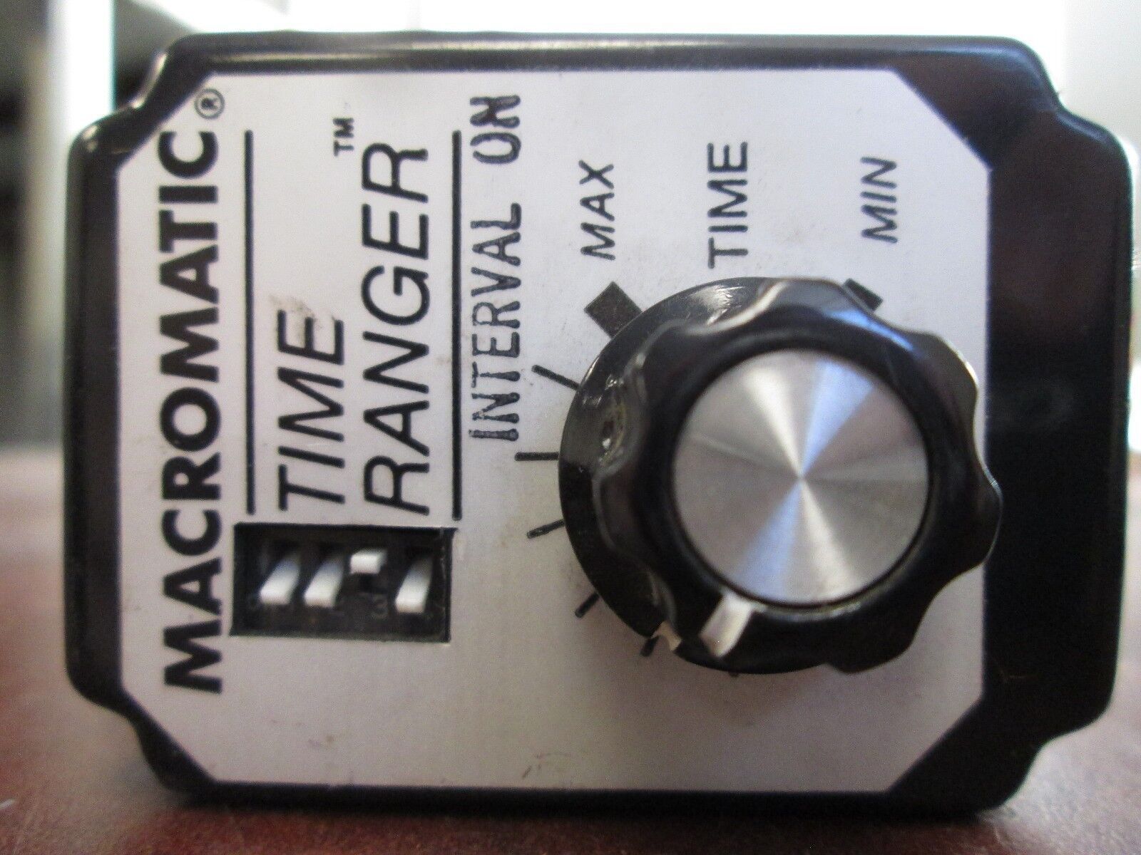 Macromatic Timing Relay SS 605 22 120VAC/DC In 10A Out Used