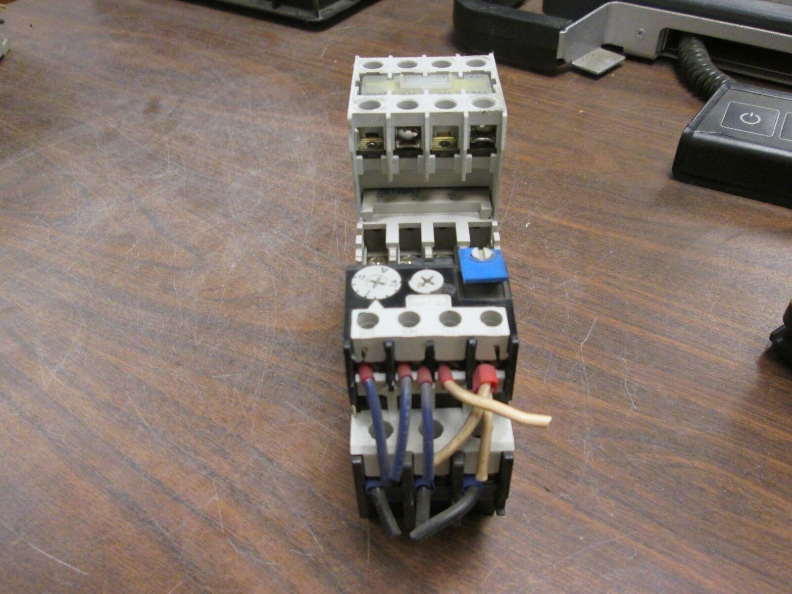 Cutler-Hammer Starter CEISBN3/C316FNA3* 120V Coil Range: 1.7-2.4A Used