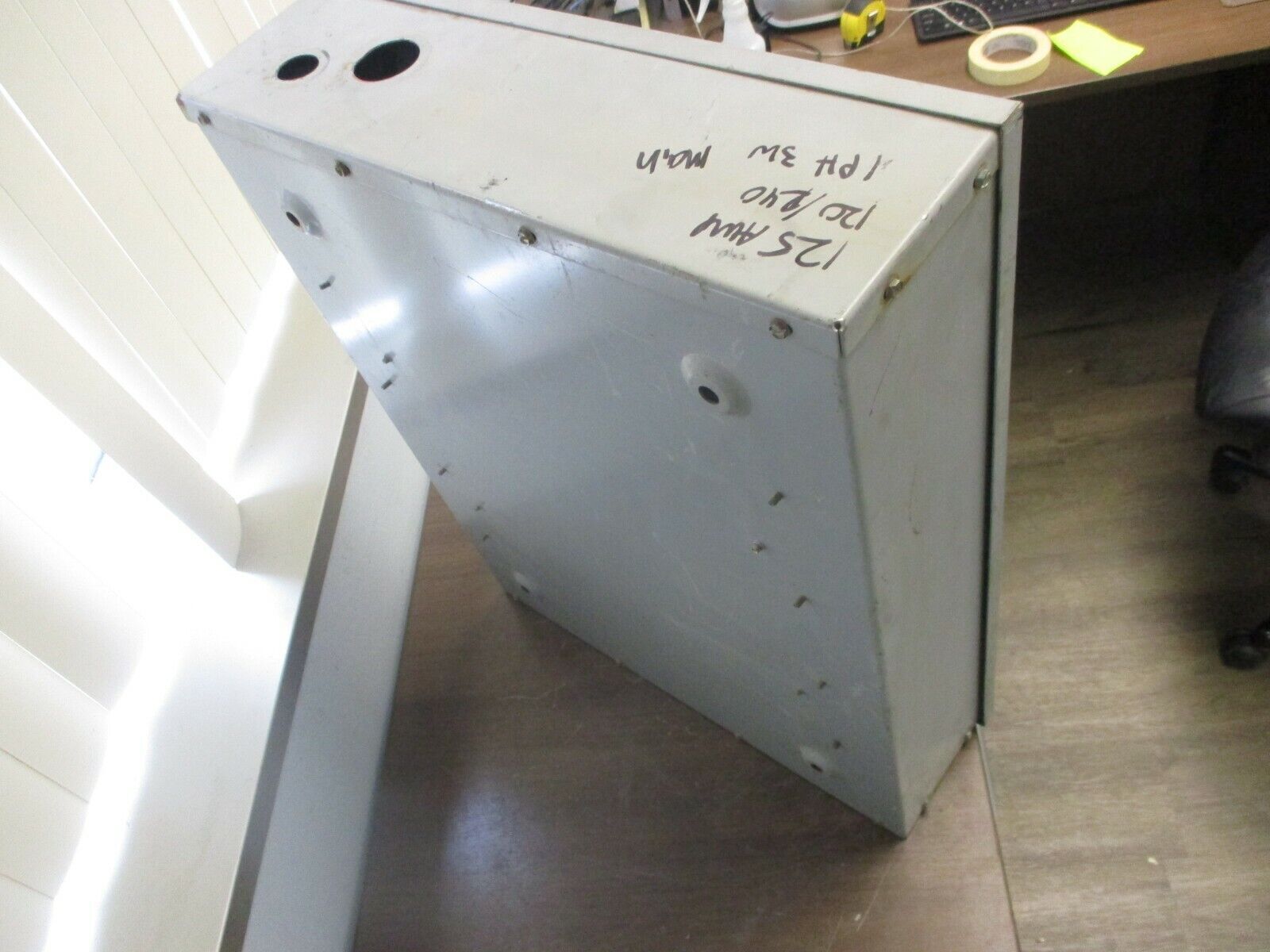 GE A-Series Panelboard AQF1121ABX AXB7 125A Max 120/240V 1Ph 3W 12-Slot Used