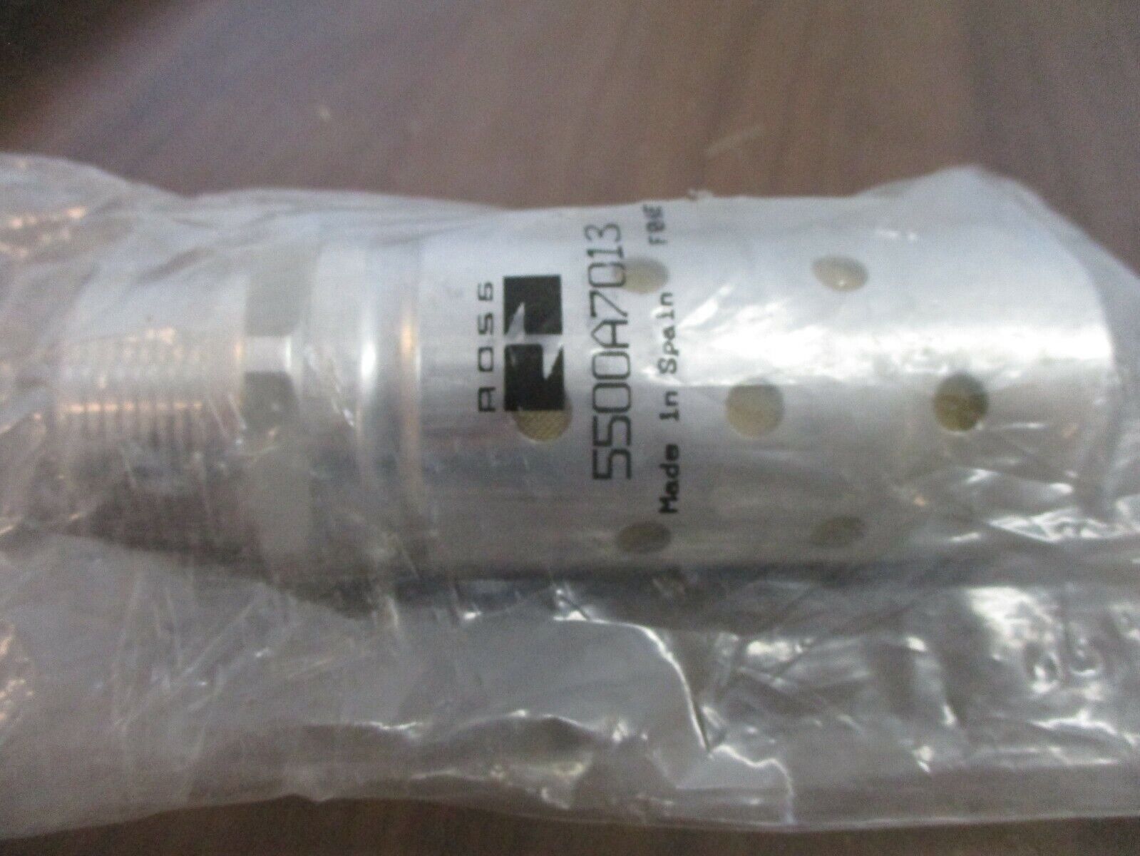 Ross Pneumatic Air Muffler 5500A7013 *No Box* New Surplus