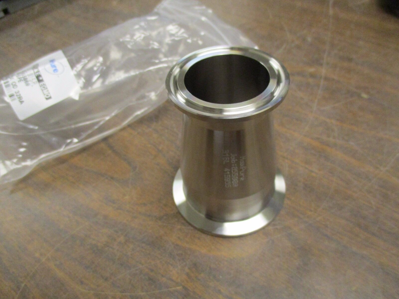 MaxPure Stainless Steel Reducer TEG31CC-316L2.0X1.5-PL Size: 2" to 1.5" New Surp