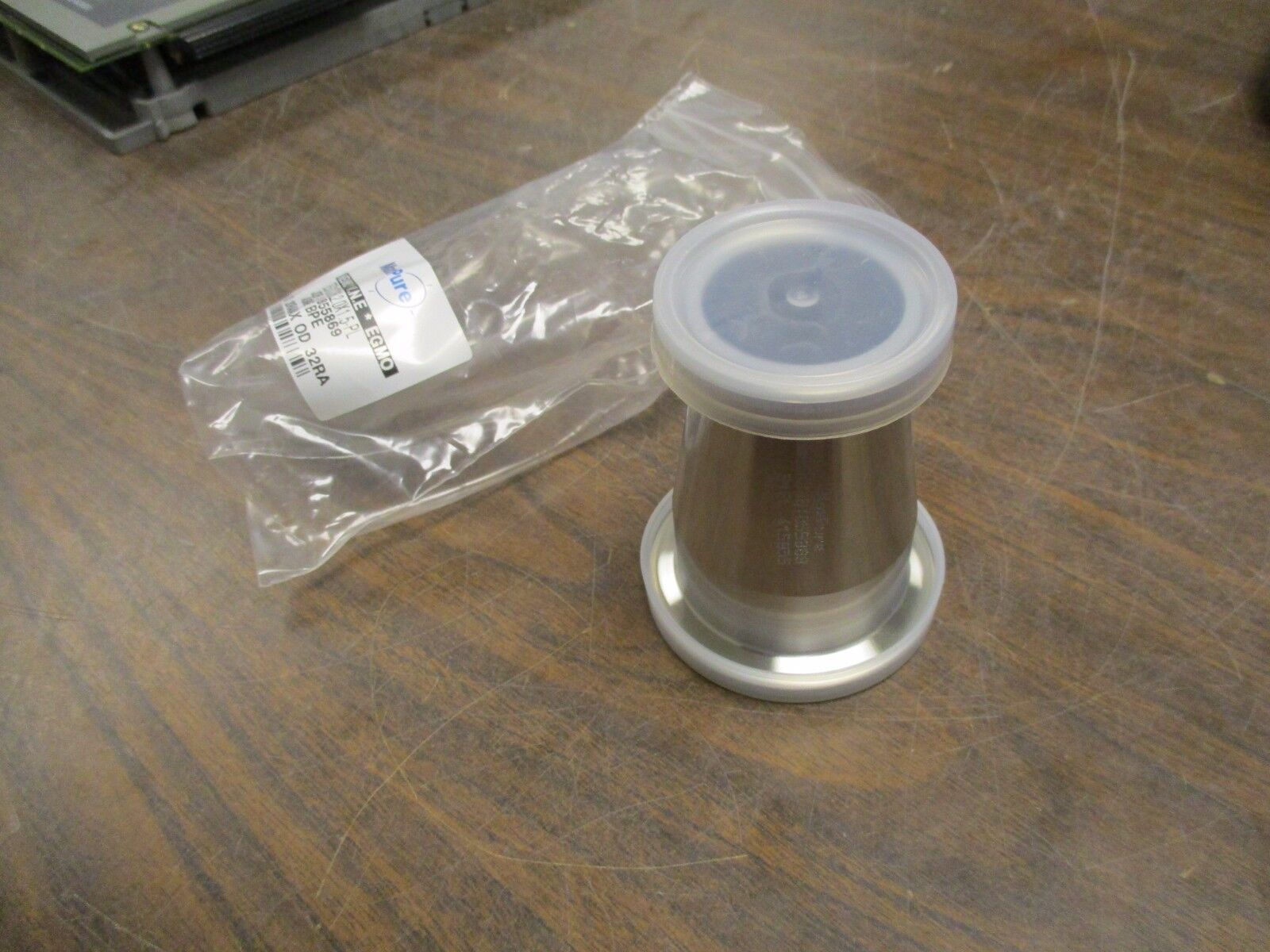 MaxPure Stainless Steel Reducer TEG31CC-316L2.0X1.5-PL Size: 2" to 1.5" New Surp