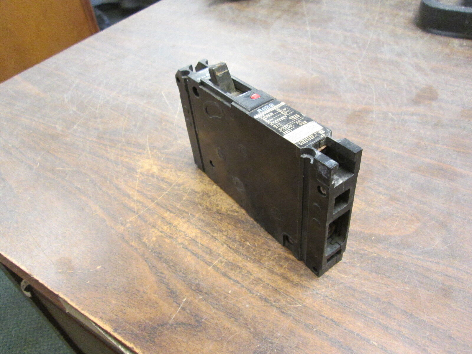 Siemens/ITE Circuit Breaker E41B020 20A 277V 1P Used