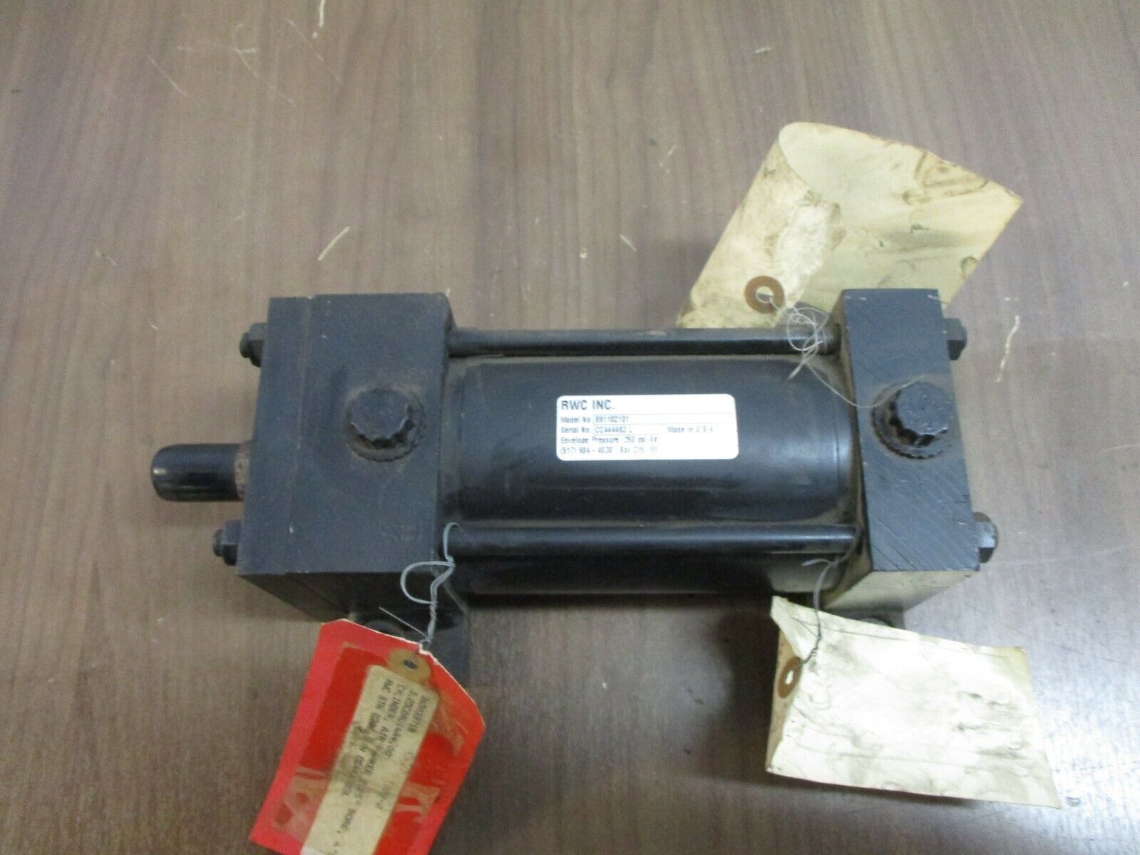 RWC Air Cylinder 891102101 250PSI Used