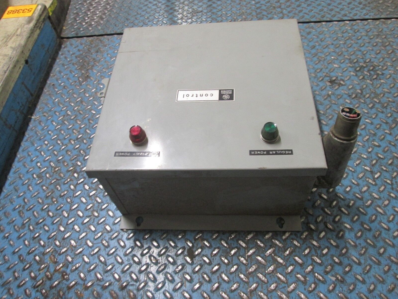 GE Control Automatic Transfer Panel CR160TD4BB00 60A 1Ph 230V Coil Used