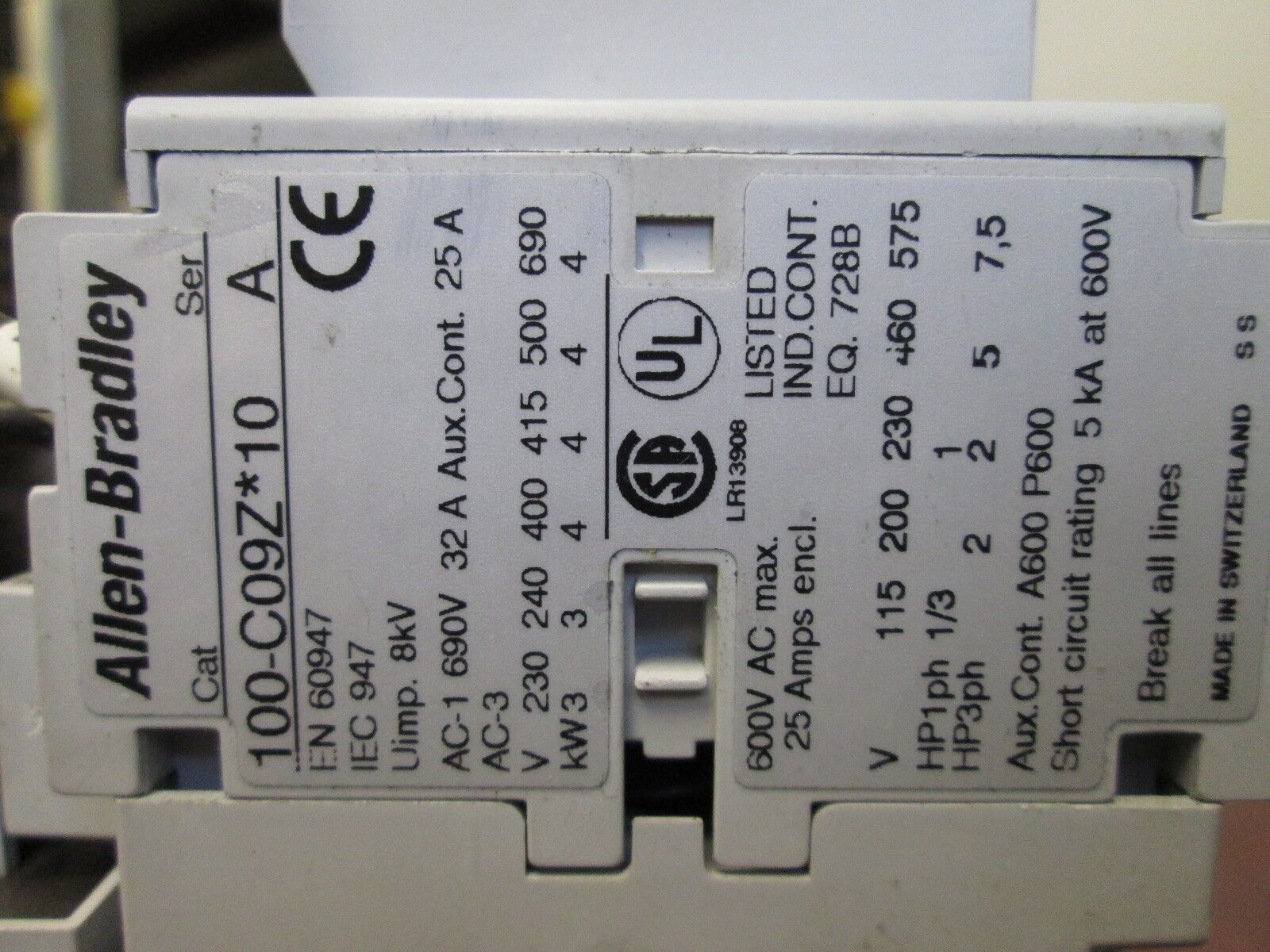 Allen-Bradley Contactor 100-C09Z*10 w/ 100 FSD250 24VDC Coil Used