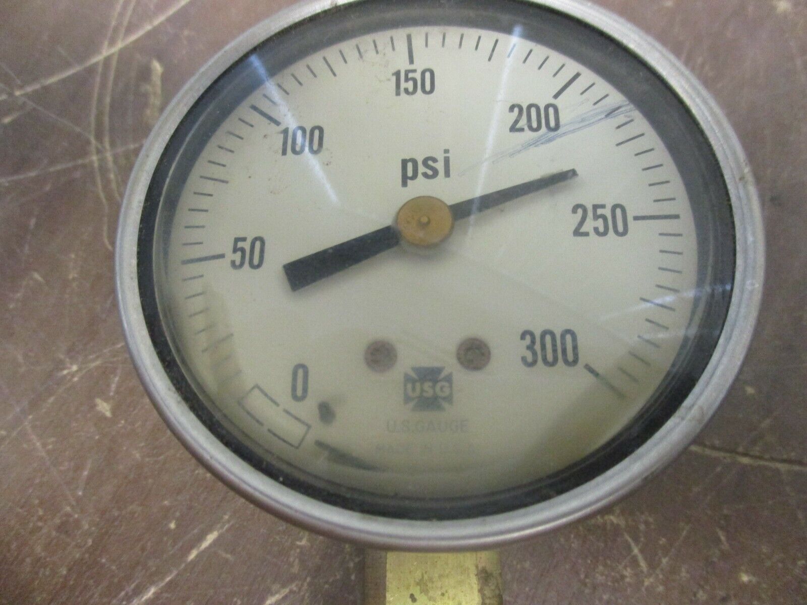USG Pressure Gauge Range: 0-300PSI Used