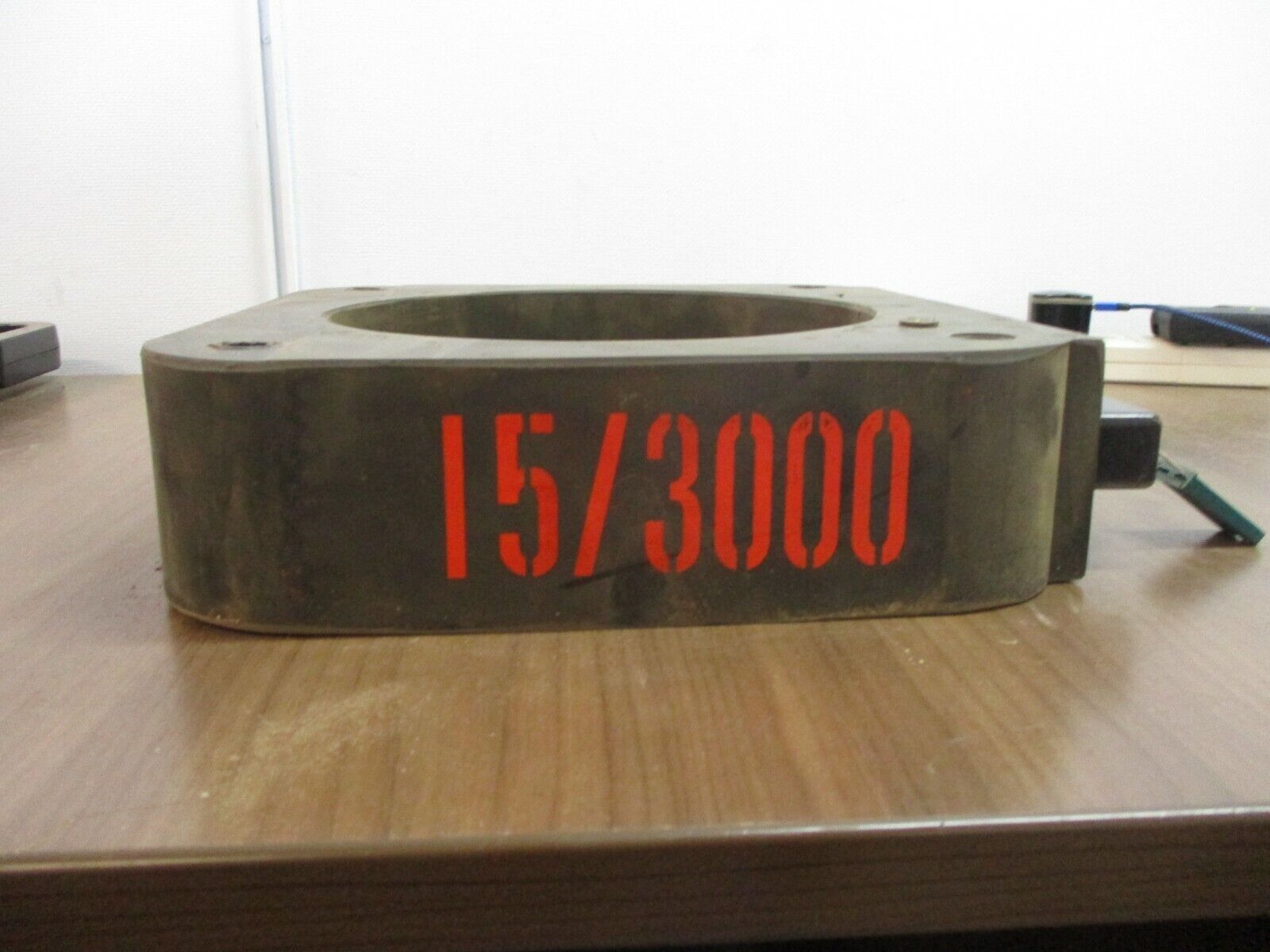 GE Type JCD-0 Current Transformer 822X80 Ratio 1500/3000:5A 600V 24-400Hz Used