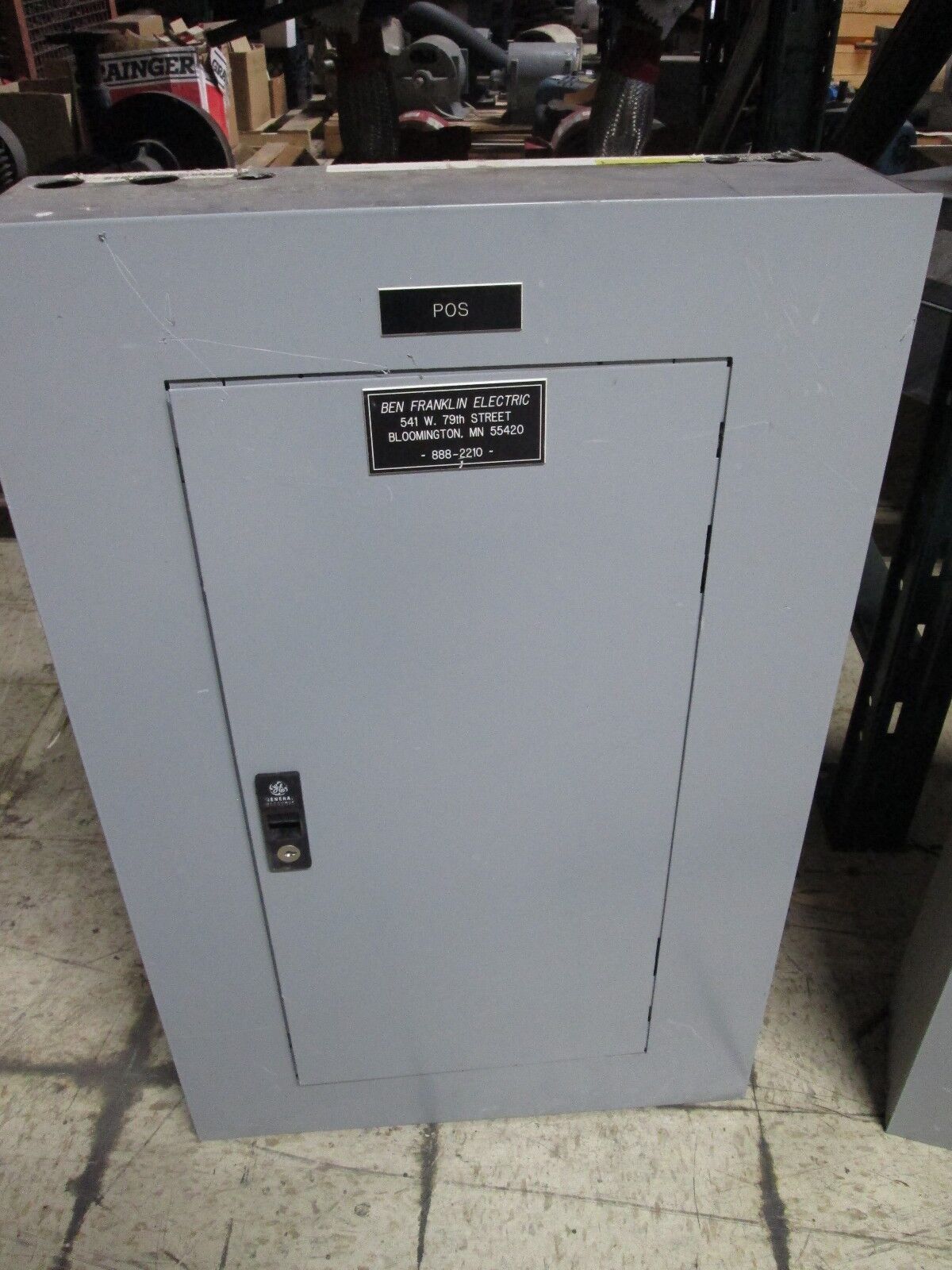 GE Main Circuit Breaker Panel AQF3241ABX AXB4 100A Main Breaker 125A 208Y/120V