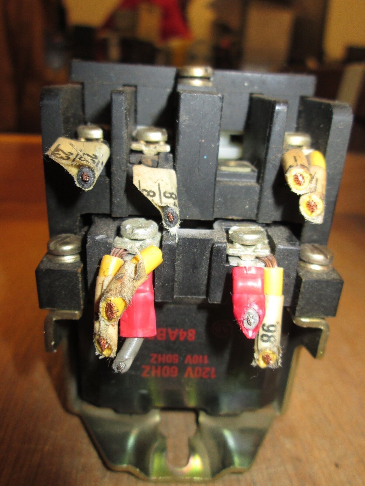 Allen-Bradley Relay 700-N000A1 120V Coil Used