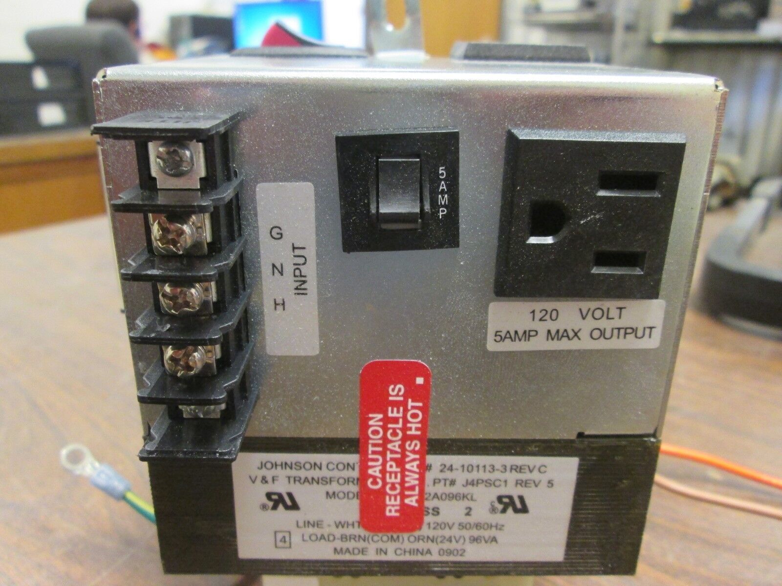 Johnson Controls V&F Transformer 24-10113-3 120V 50/60Hz Used