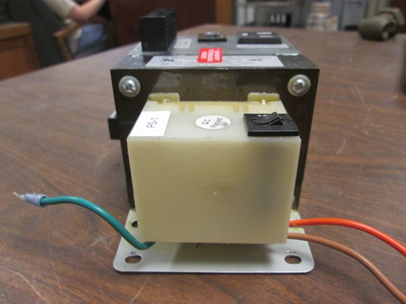 Johnson Controls V&F Transformer 24-10113-3 120V 50/60Hz Used