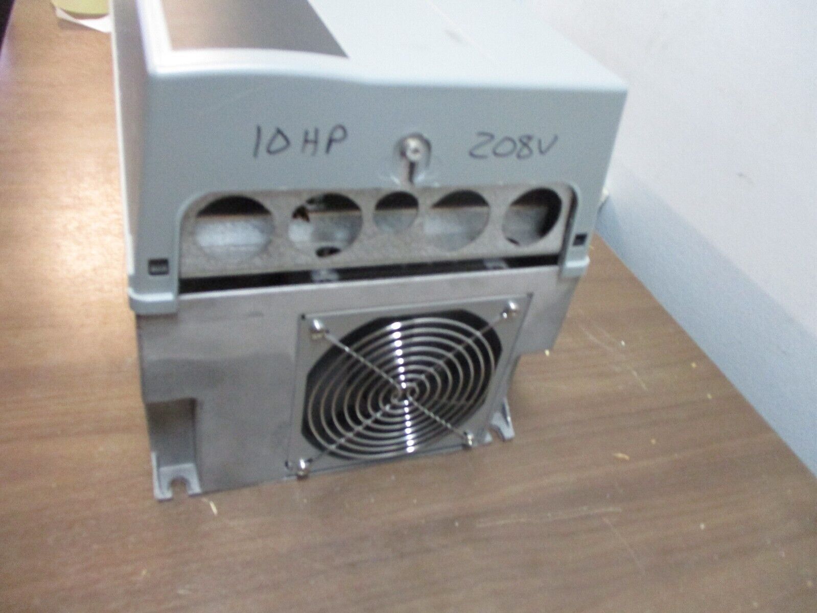 Danfoss VLT AC Drive 131B9144 10HP 3Ph w/ Keypad Used