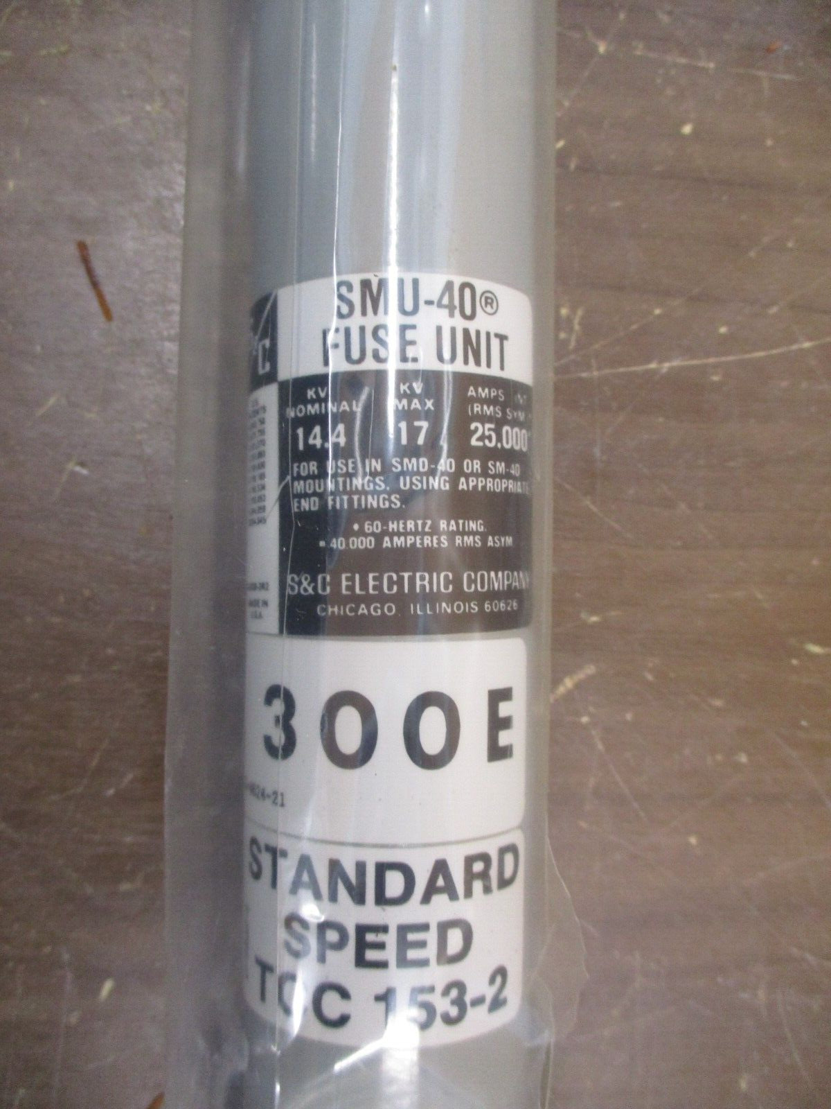 S&C SMU-40 Fuse Unit 822300 300E 14.4kV New Surplus