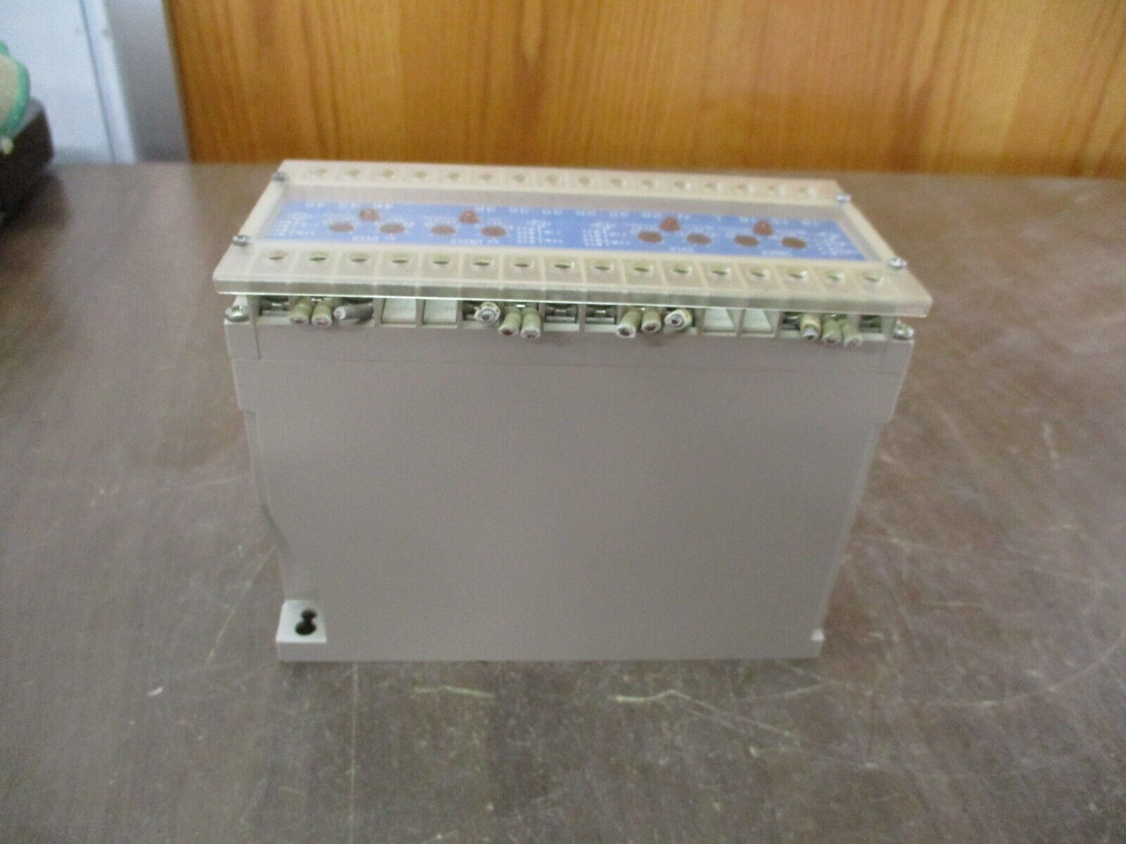 Crompton Protector Relay 256-PHVU-PQBX-66-LC-KG 120V 60Hz *Chipped Mounting Leg*