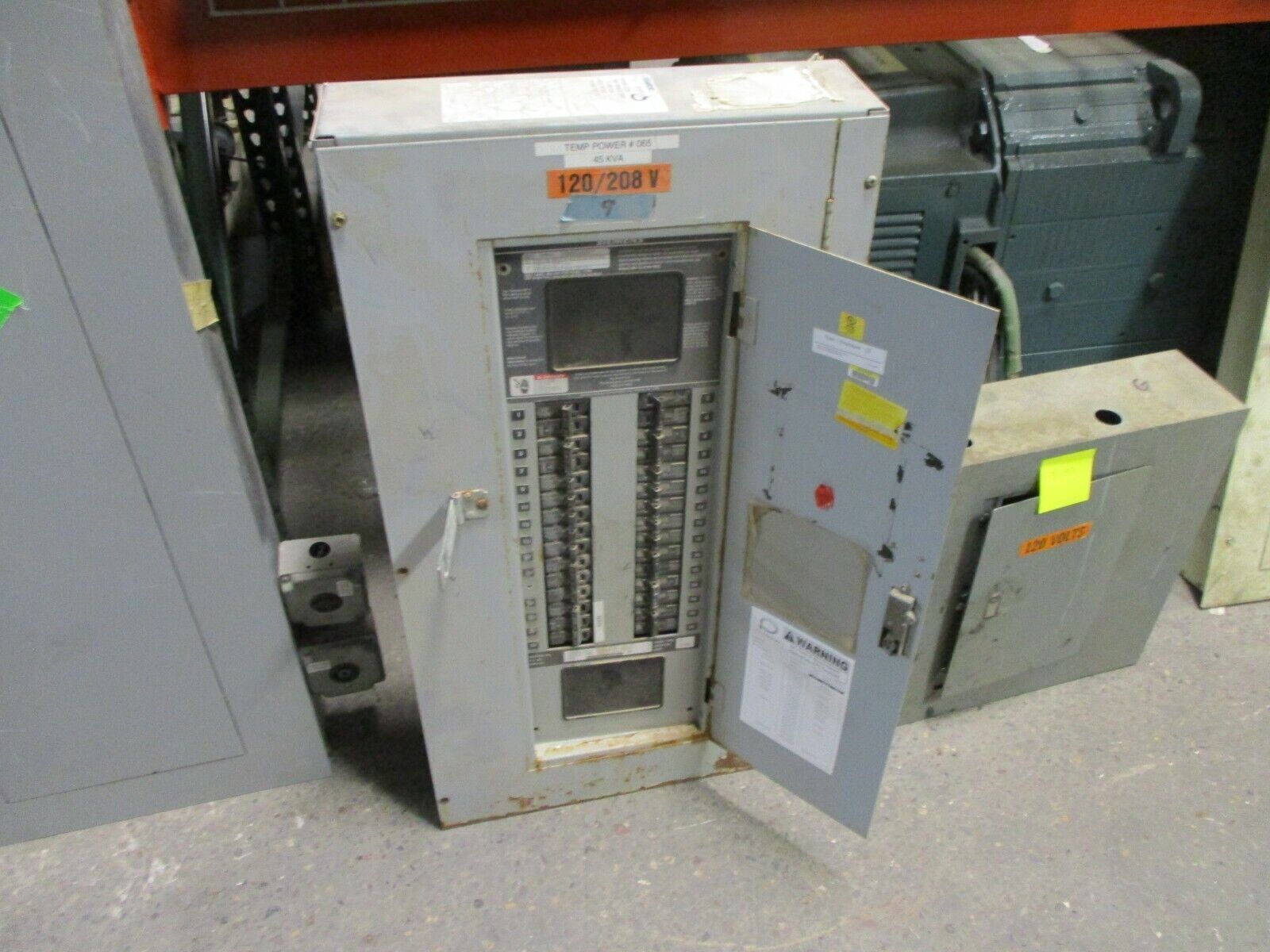 Siemens Main Lug Breaker Panel S1C30ML125ATS 250A Max 208Y/120 3Ph 4W Used