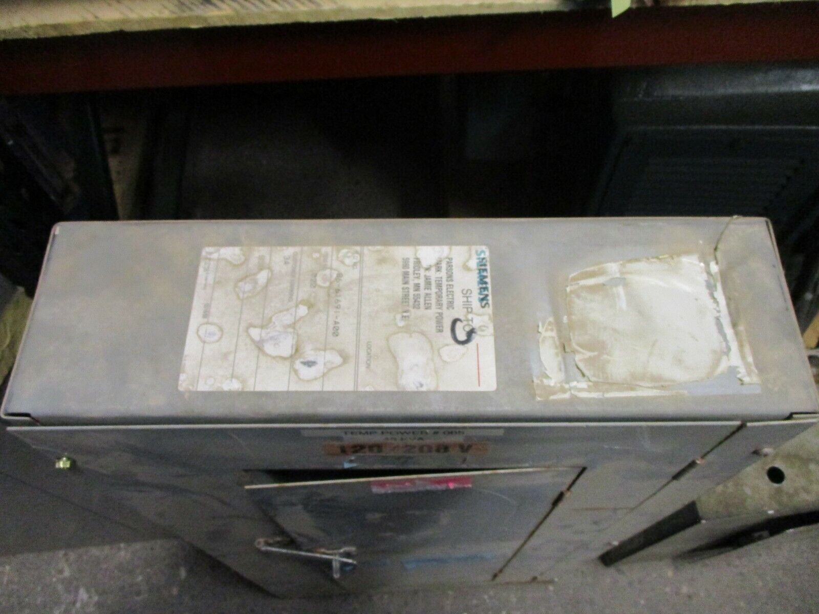 Siemens Main Lug Breaker Panel S1C30ML125ATS 250A Max 208Y/120 3Ph 4W Used