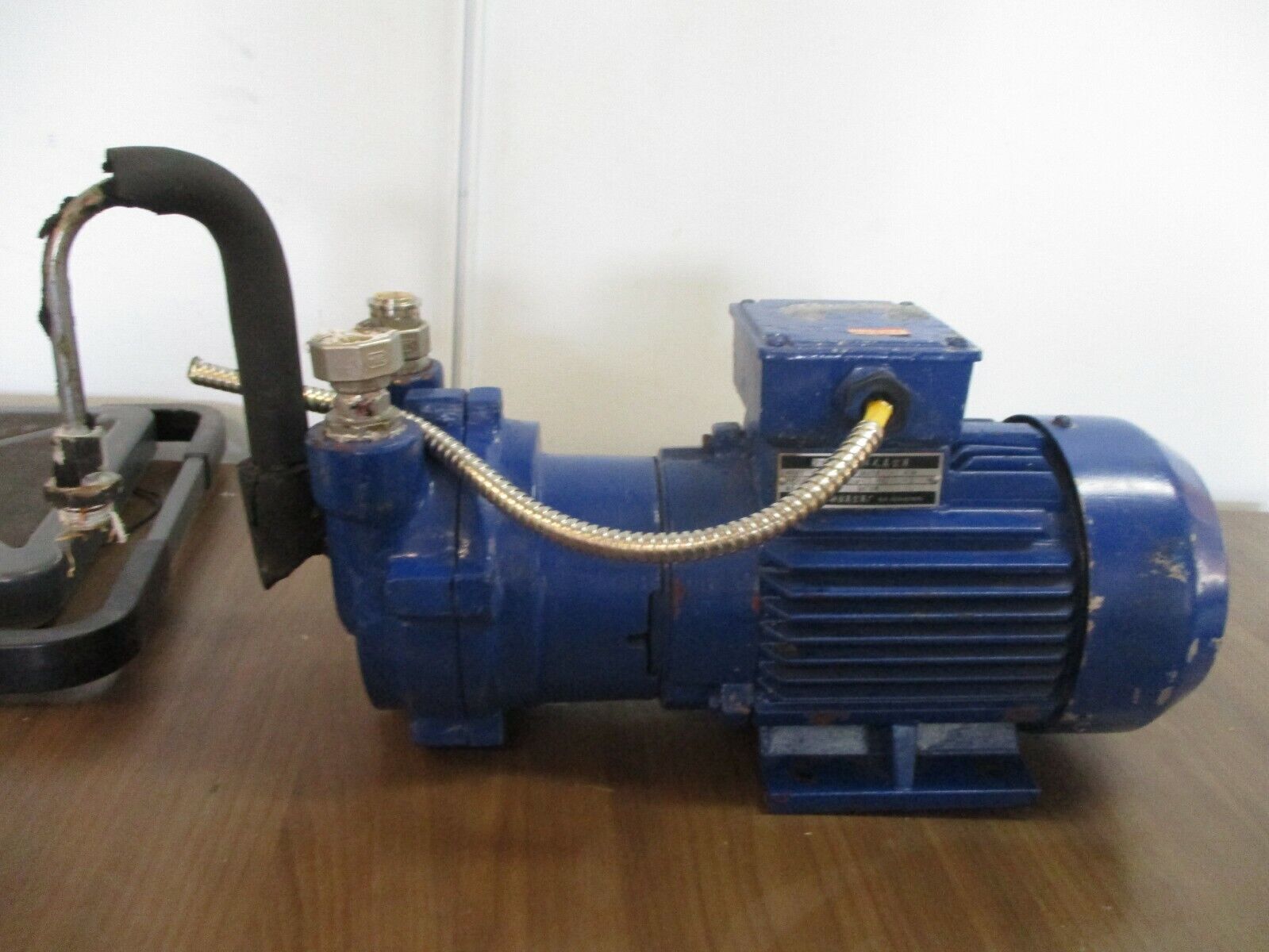 CNP Pump 2BV2060 3.3kw 0.4m3/h 380V 50Hz 0.81A Used