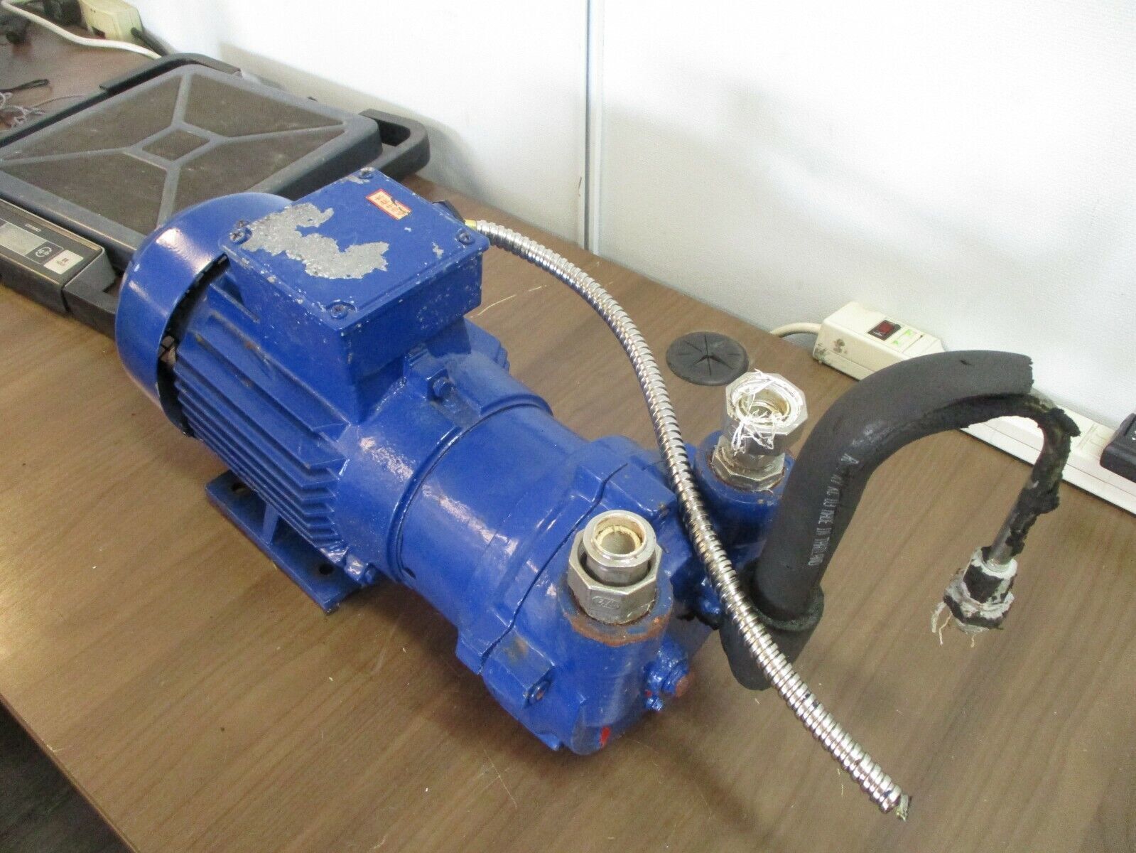 CNP Pump 2BV2060 3.3kw 0.4m3/h 380V 50Hz 0.81A Used