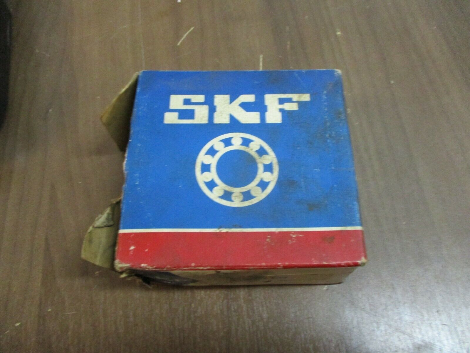 SKF Angular Contact Bearing 5212 E/C3 New Surplus