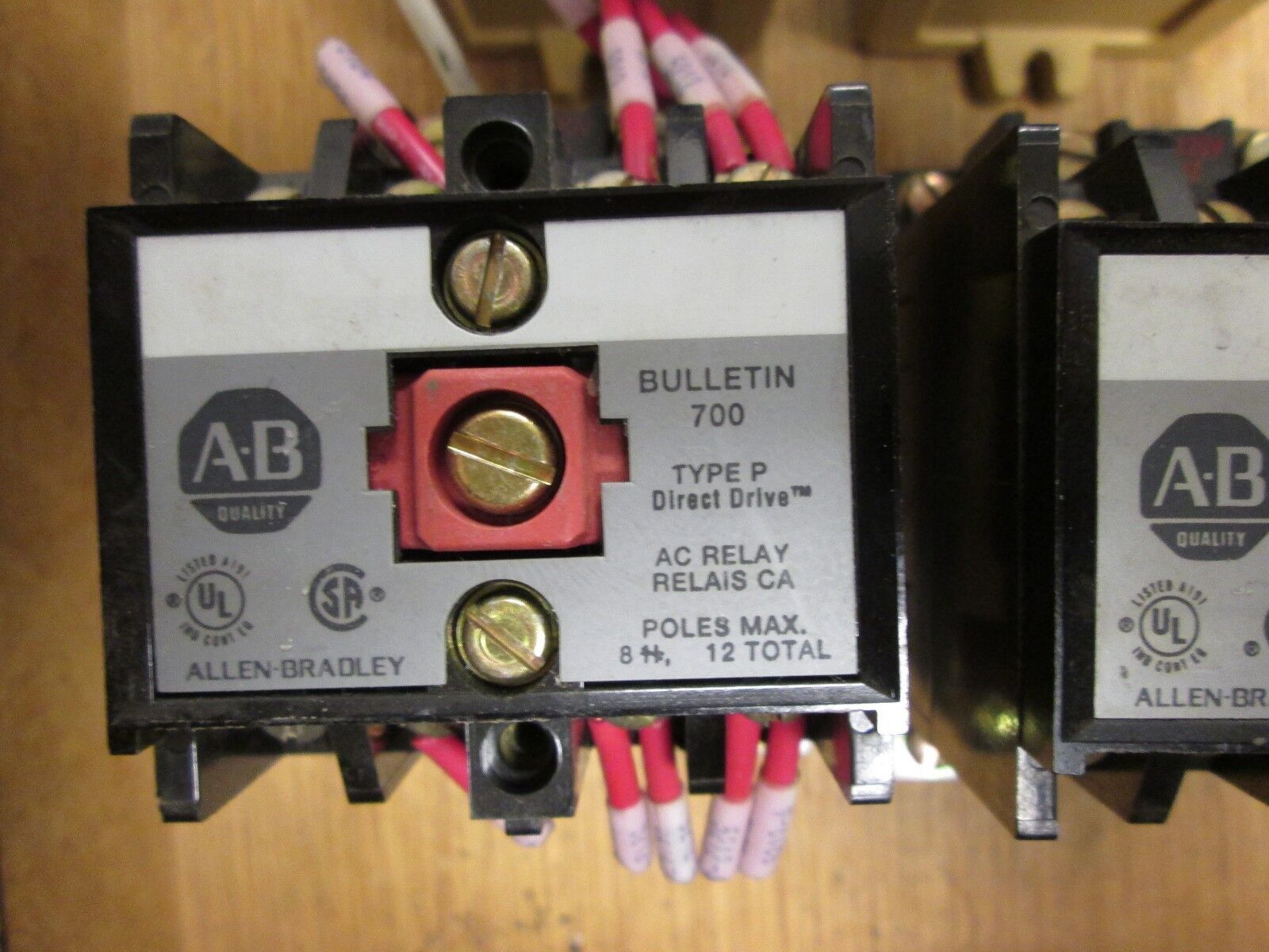 Allen-Bradley AC Relay 700-P400A1 lot of 4 120V Coil Used