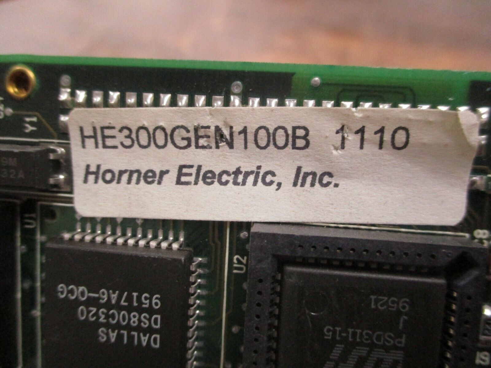 Horner Electric Genius Interface Board HE300GEN100B *Chipped Port* Used
