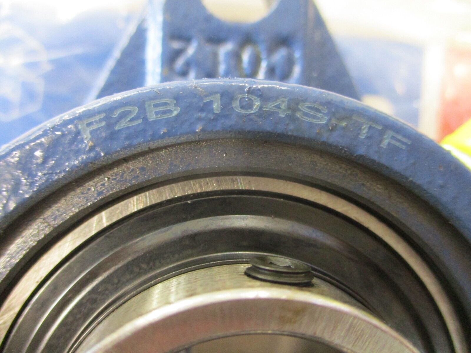 SKF Flange Mount Bearing F2B 104S-TF New Surplus