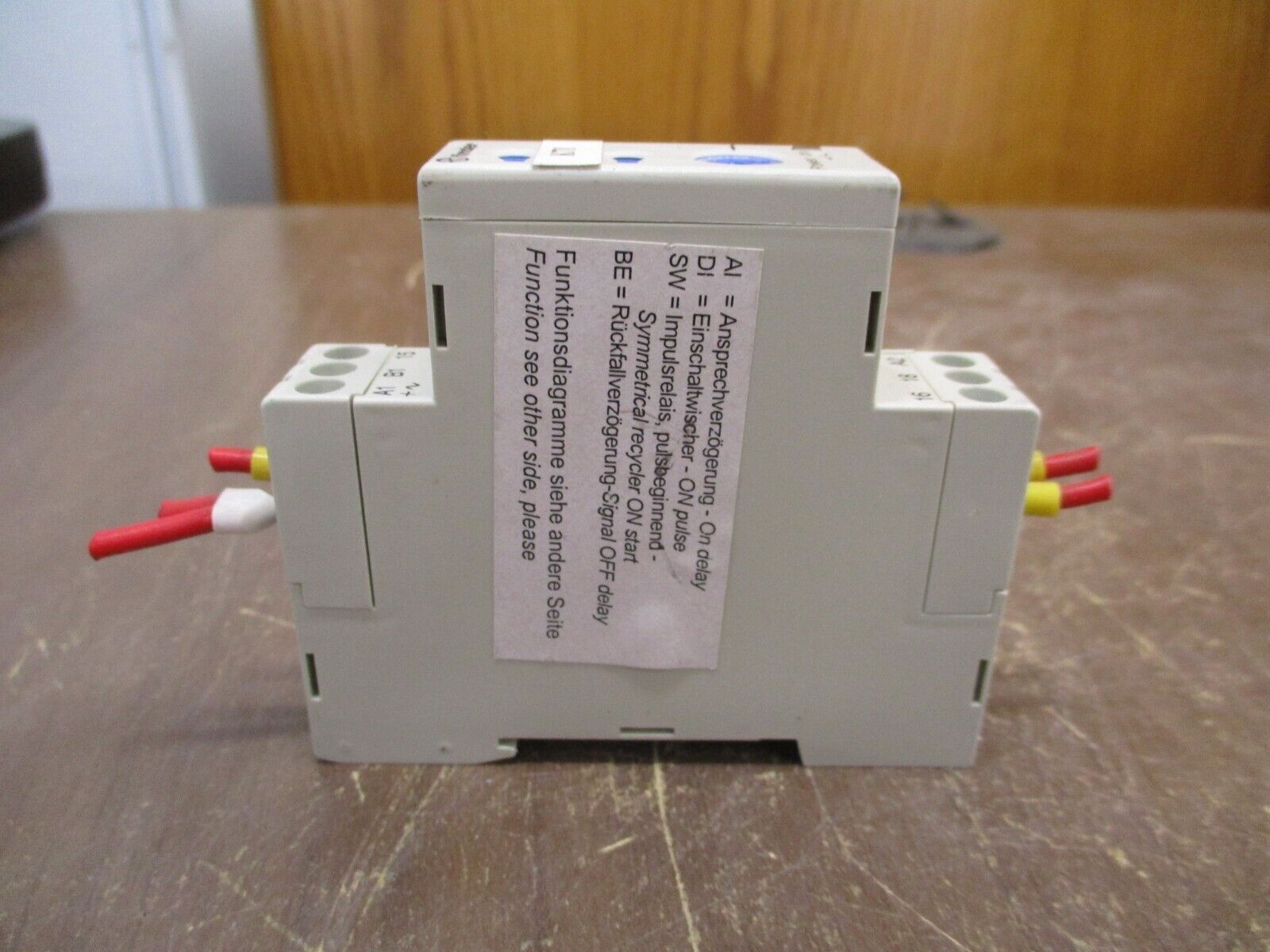 Finder Time Delay Relay 8201 0240 0000 Time: 0.05s-10h *Missing DIN Rail Mount*