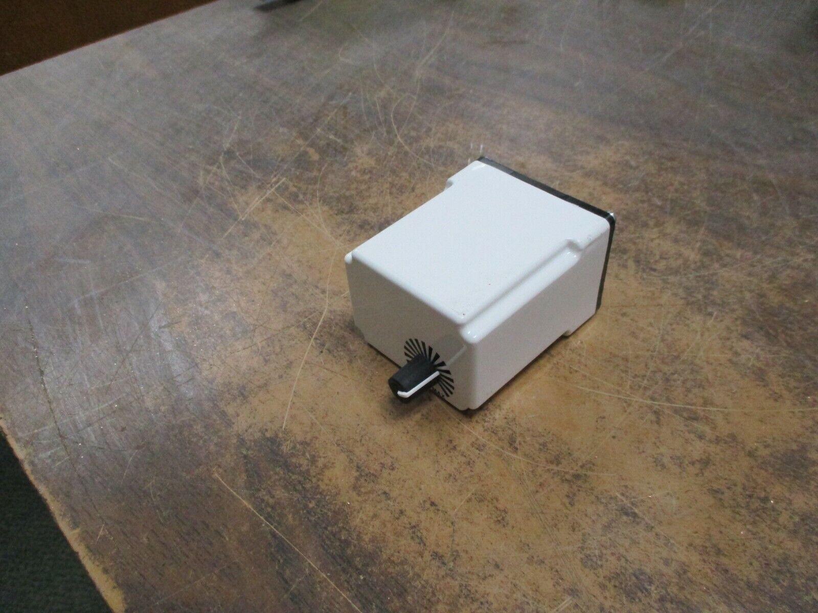 Square D Timing Relay 9050JCK11V14 Range: 0.1-10 sec Used