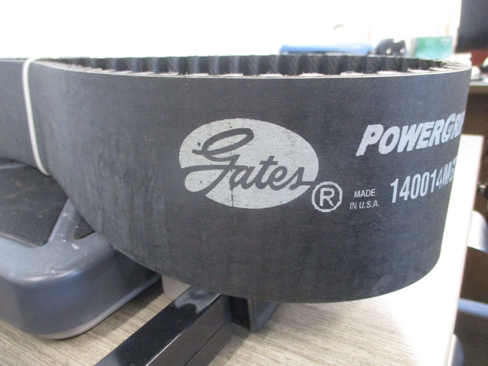 Gates Power Grip GT2 Belt 140014MGT85 *No Box* New Surplus