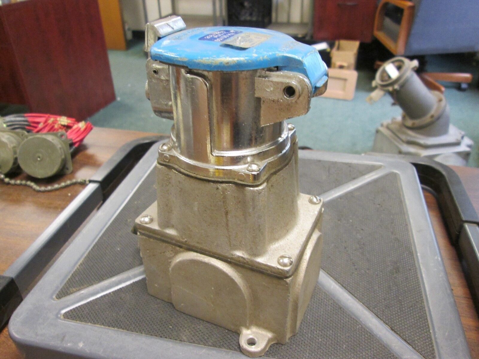 Meltric Receptacle w/ Base 19-10164-S 30A 600V Used