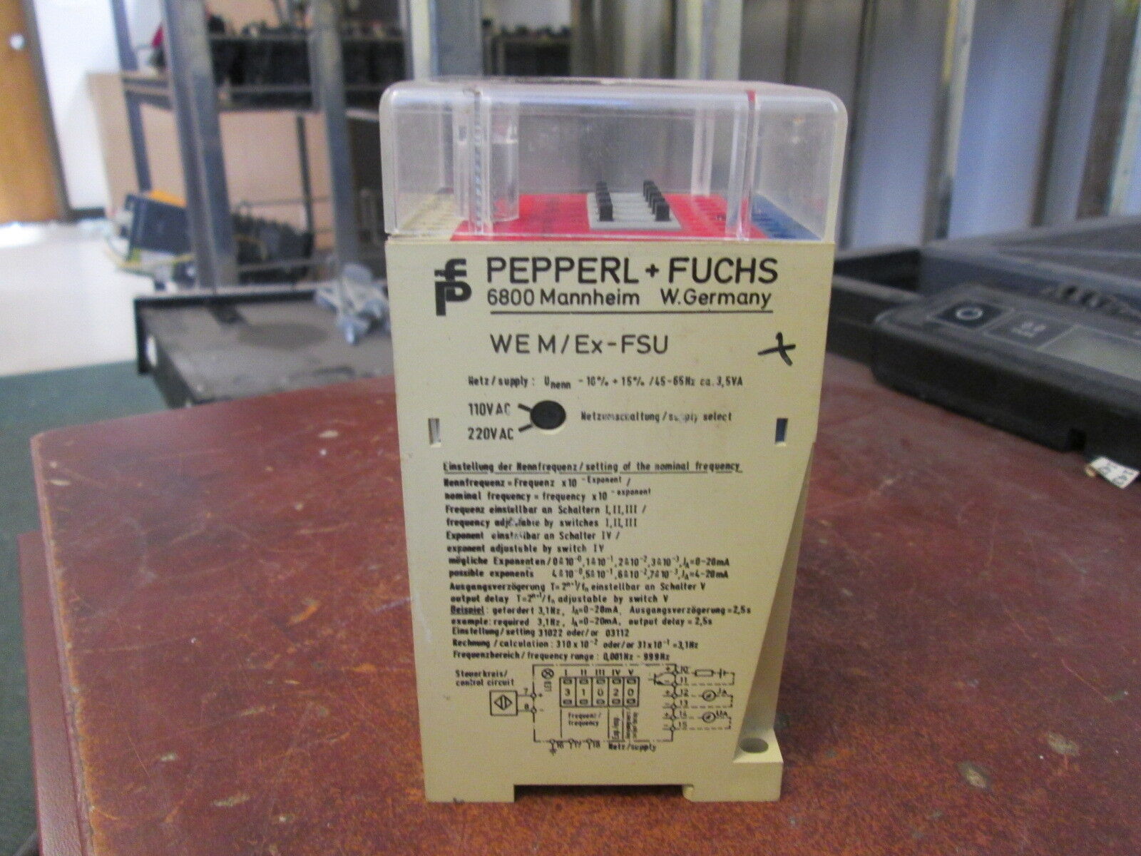 Pepperl + Fuchs Safety Relay WE M/Ex-FSU 110VAC/220VAC Used