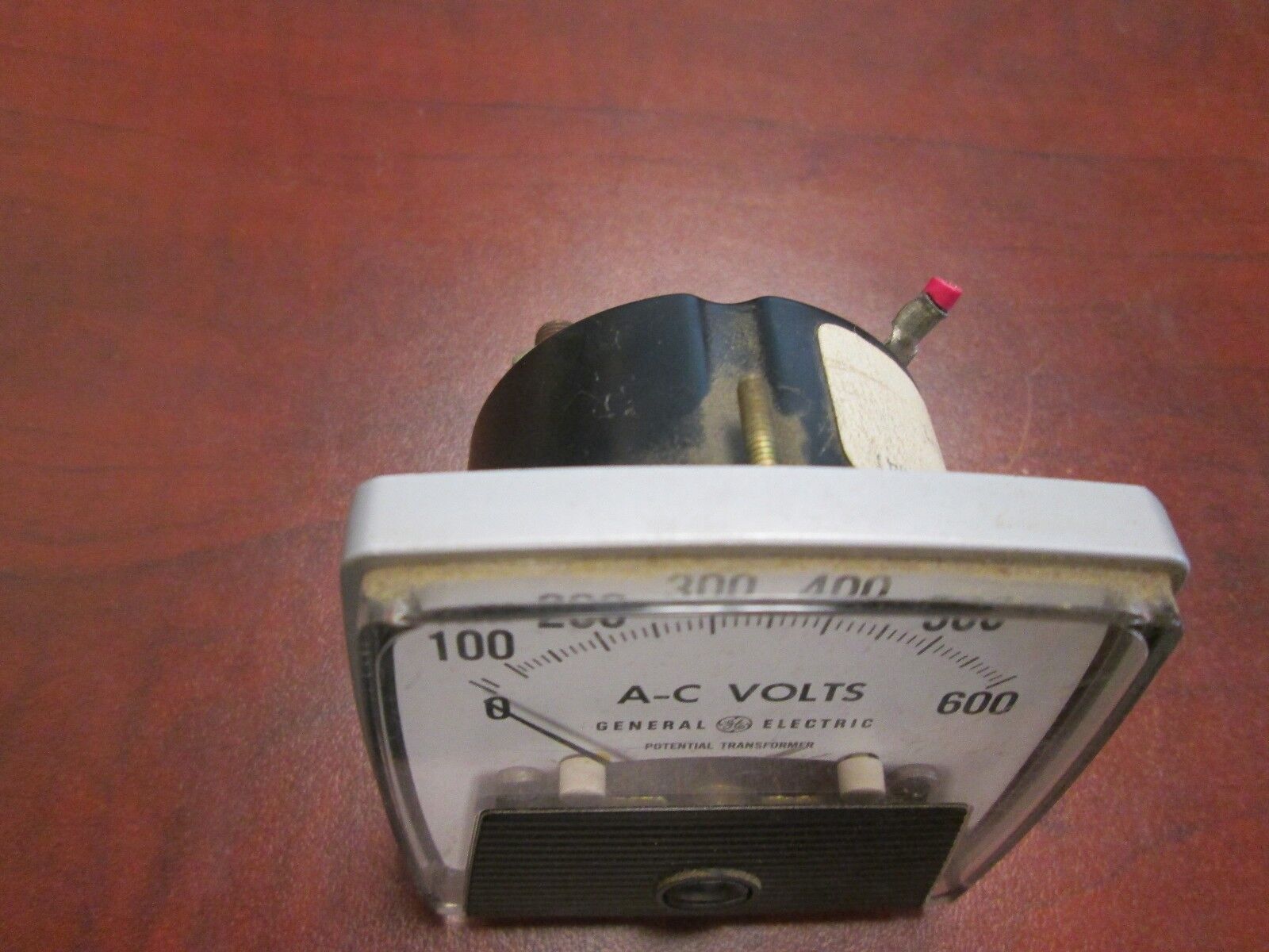 GE AC Volt Meter, 152031PZSJ, 0-150V Range, Used