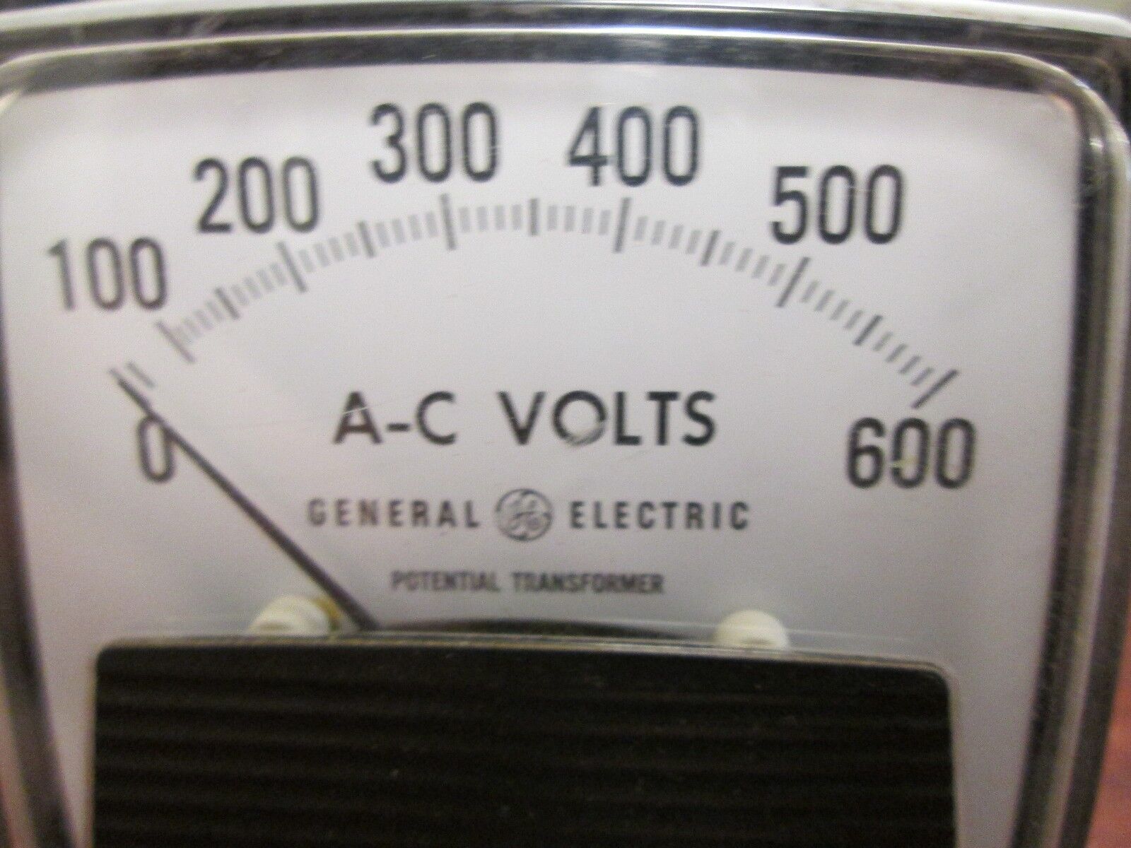 GE AC Volt Meter, 152031PZSJ, 0-150V Range, Used