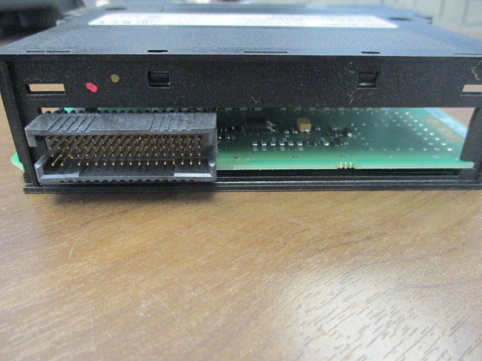 Allen-Bradley DC Input Module 1756-IB16 Series A Firmware 3.2 16PT Rev. J01 Used